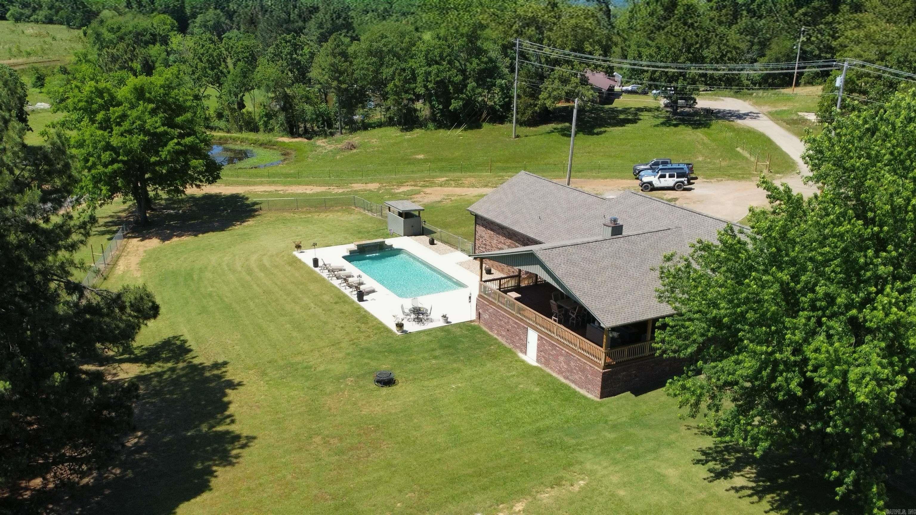 PLEASANT VALLEY ESTATES - Residential