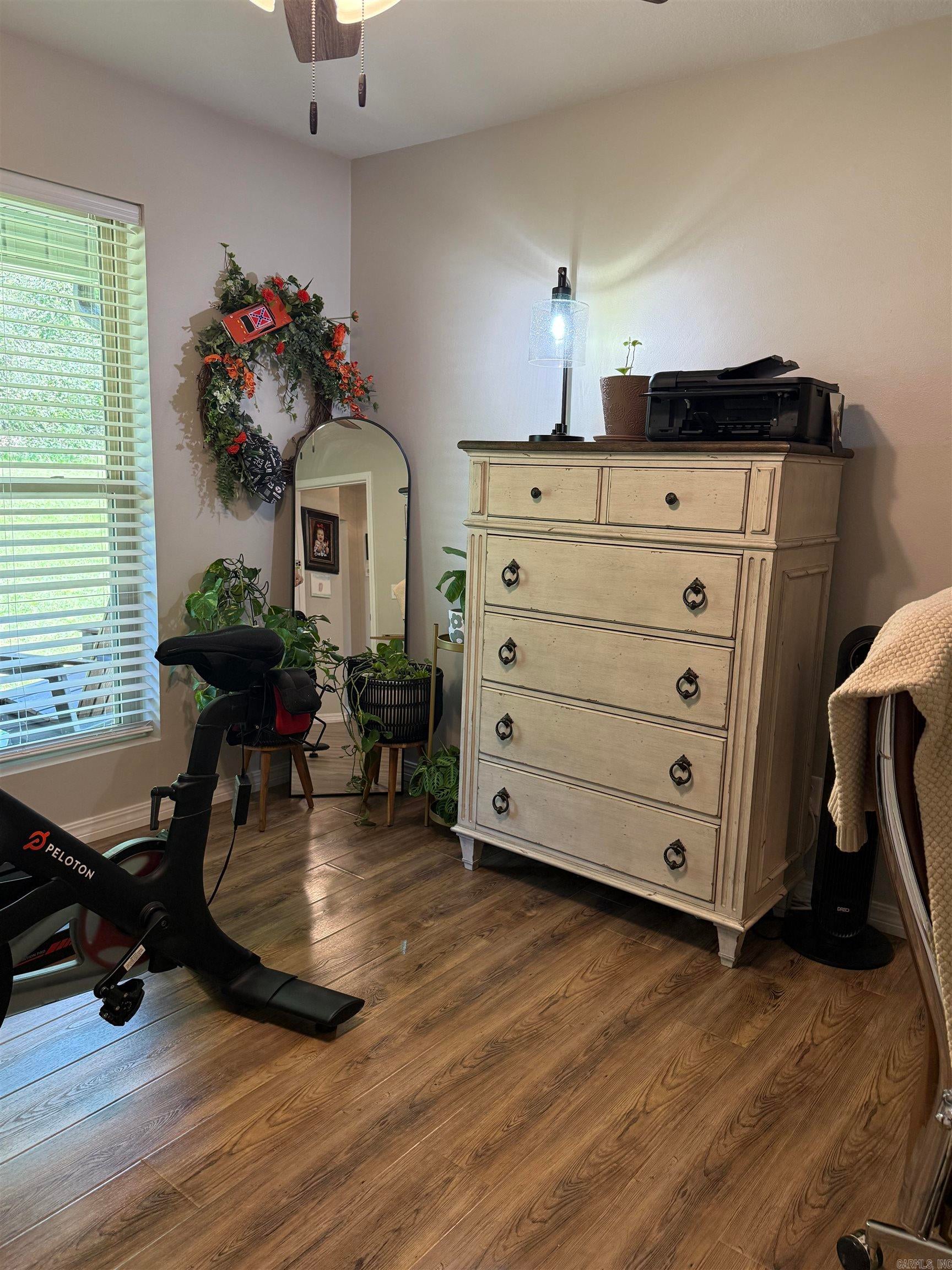 PLEASANT VALLEY ESTATES - Residential