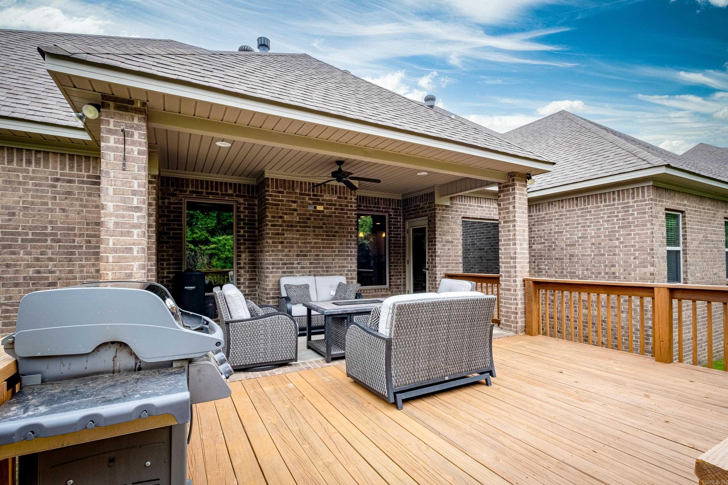 LOCHRIDGE ESTATES - Residential