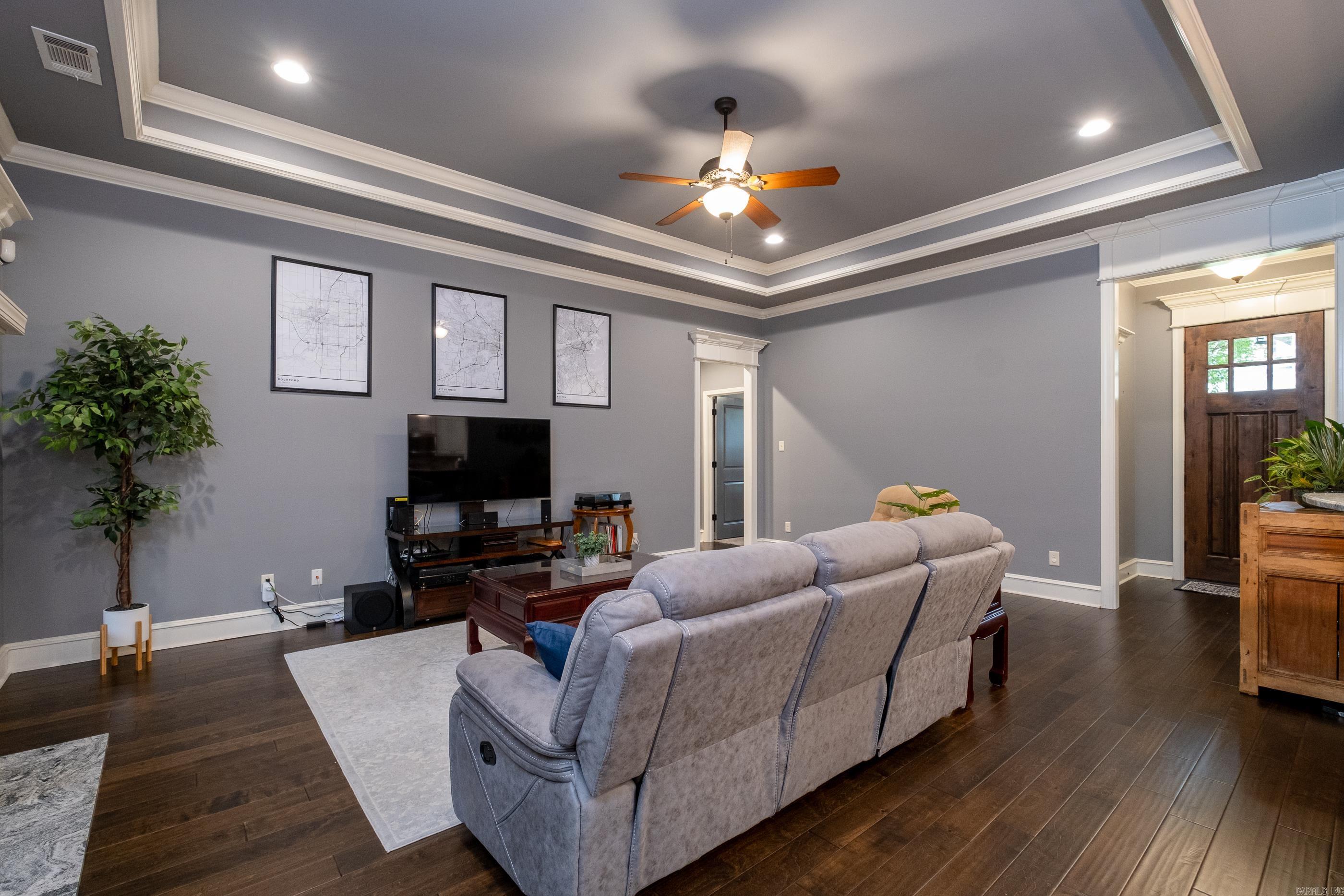 LOCHRIDGE ESTATES - Residential