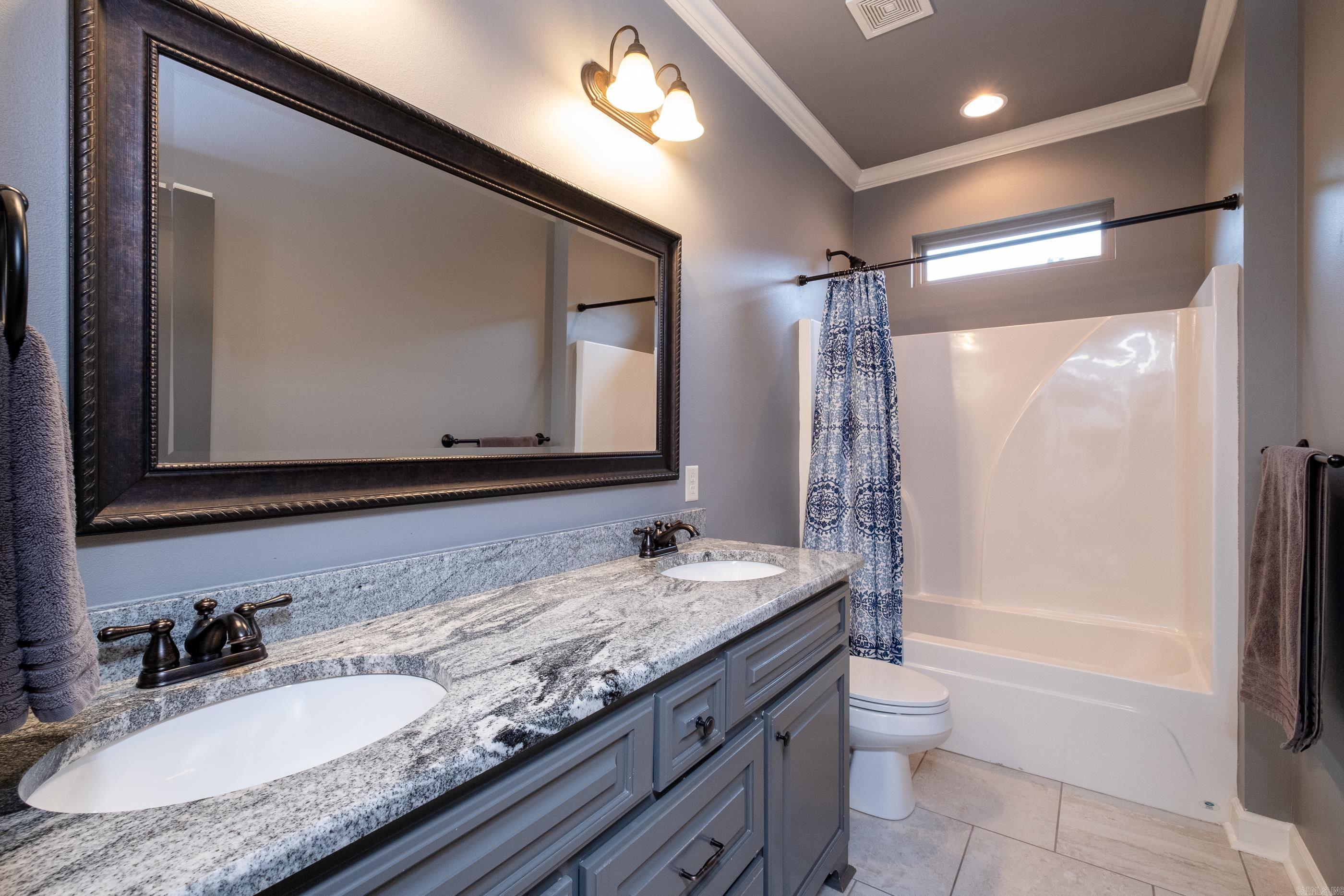 LOCHRIDGE ESTATES - Residential