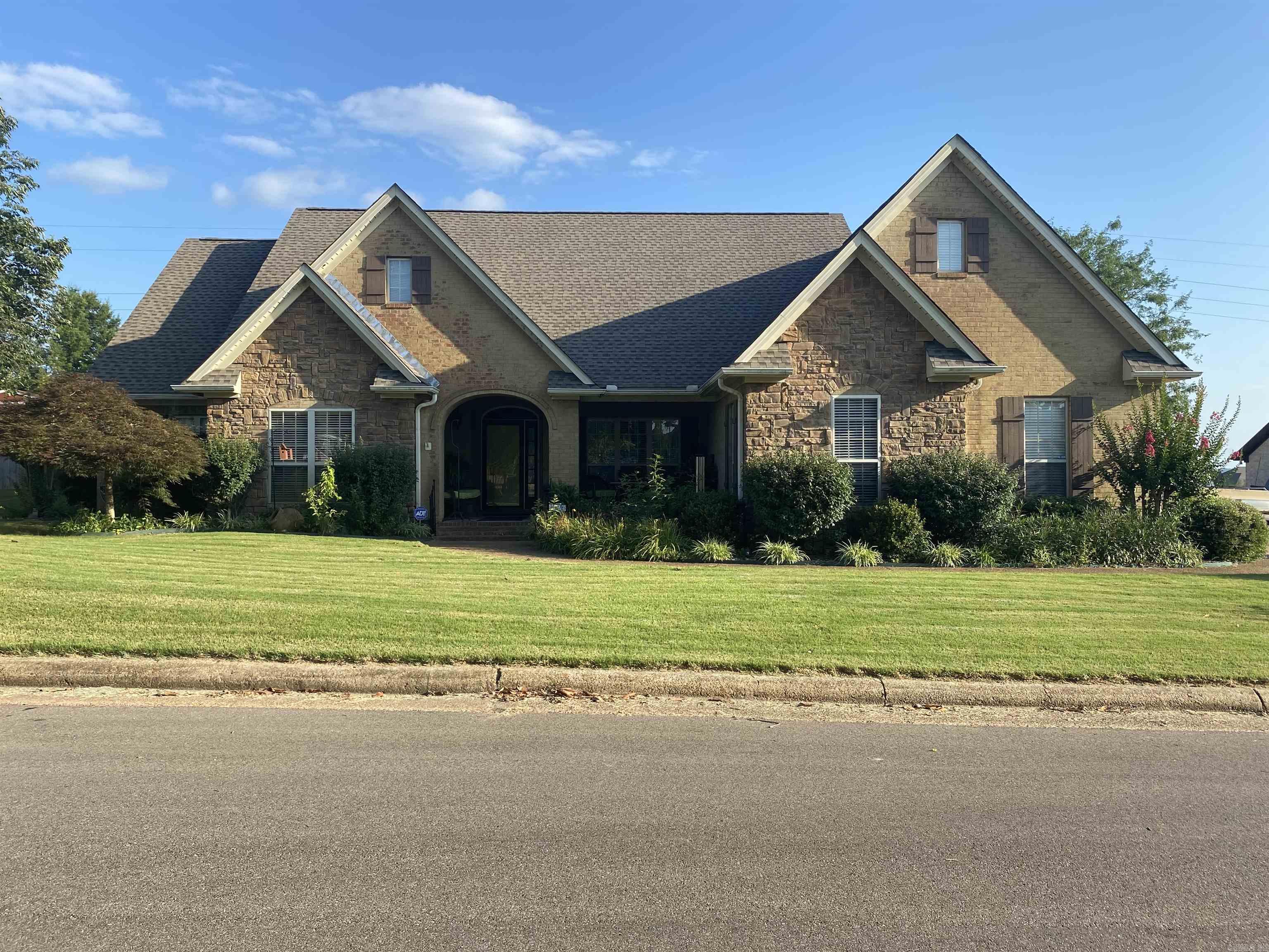 DELTA HIGHLANDS SUBDIVISION - Residential