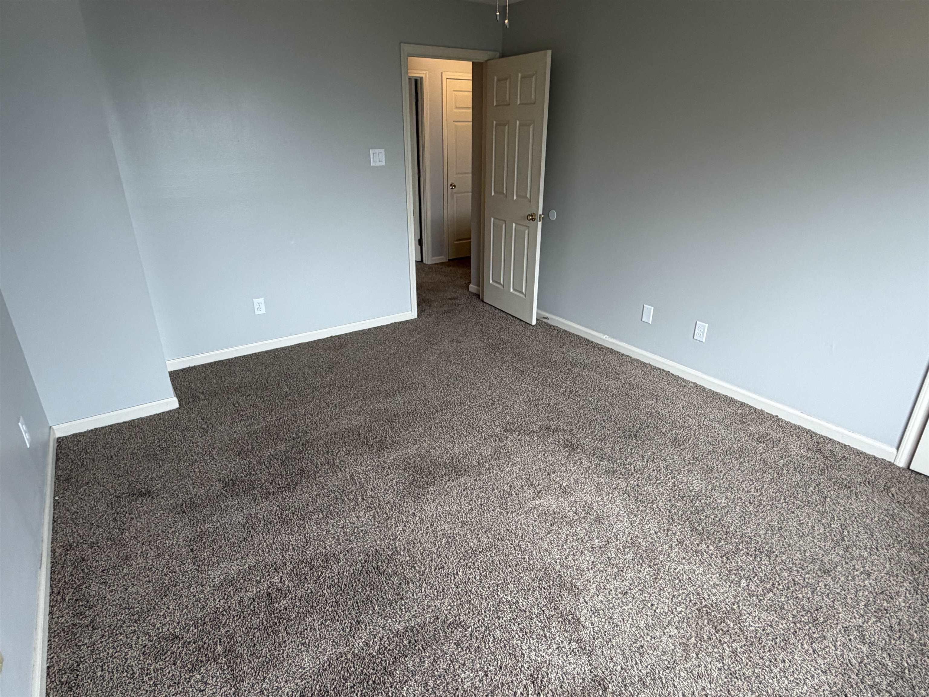 Reservoir Townhouse - Residential Lease