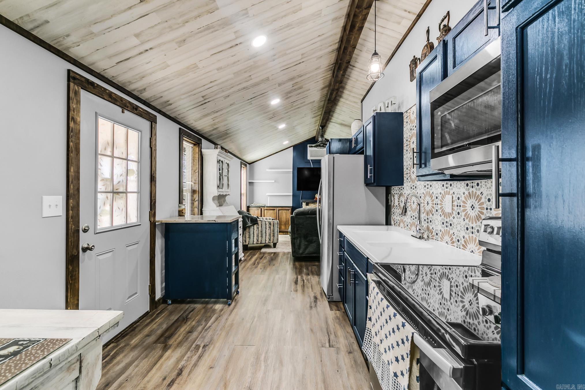 EL PASO (TOWN OF) - Residential