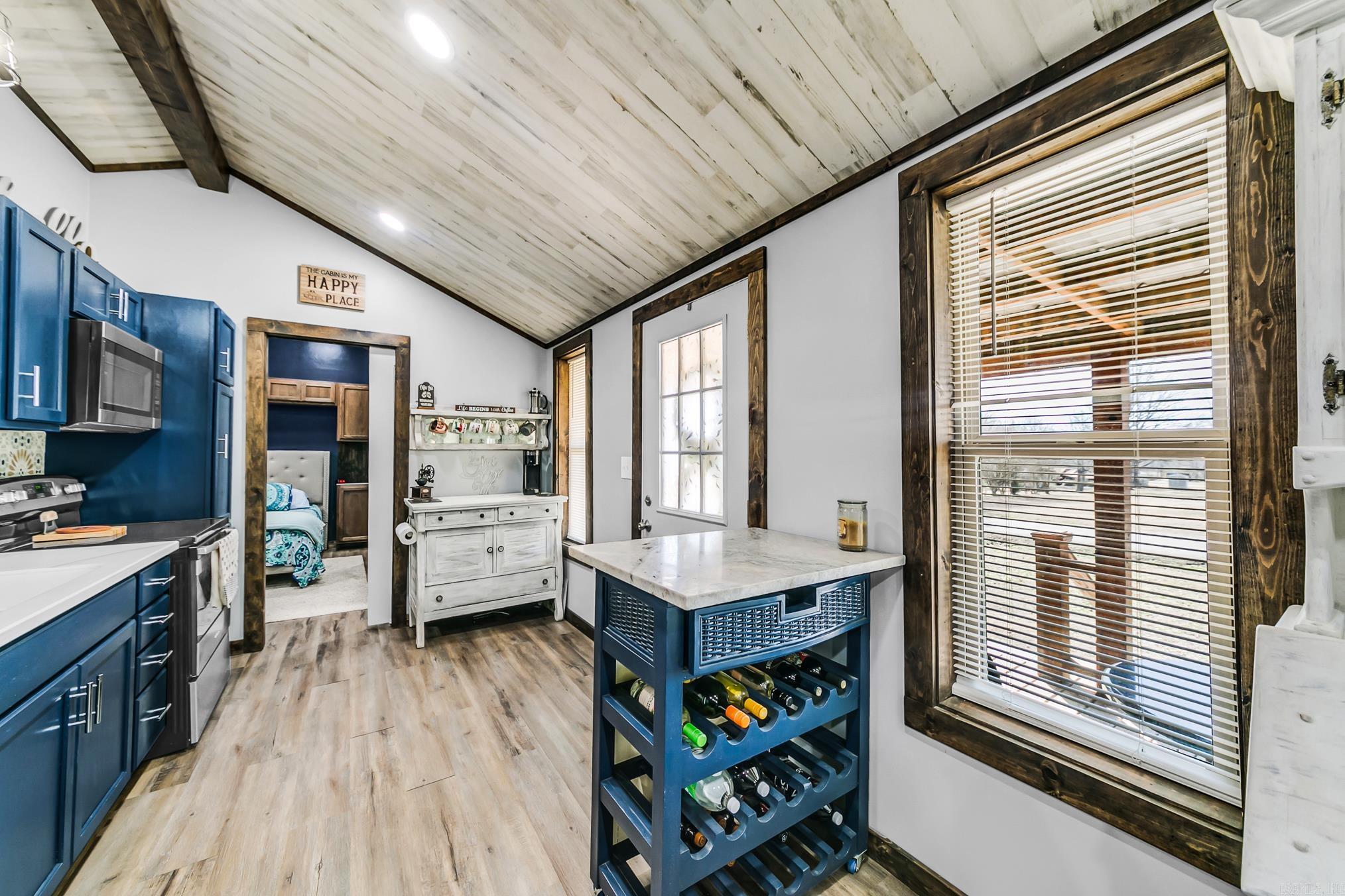 EL PASO (TOWN OF) - Residential