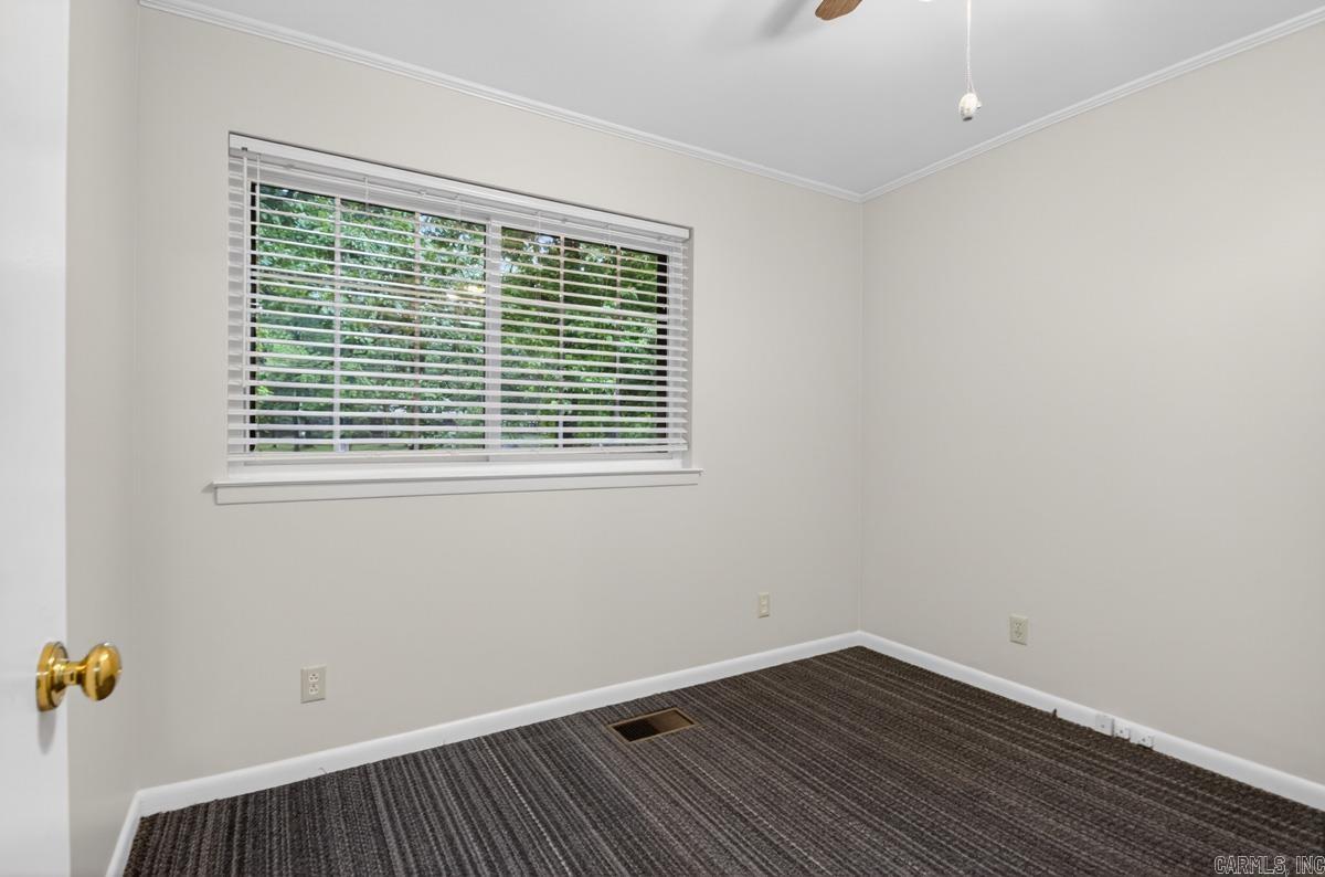 SPRINGHILL ACRES - Residential