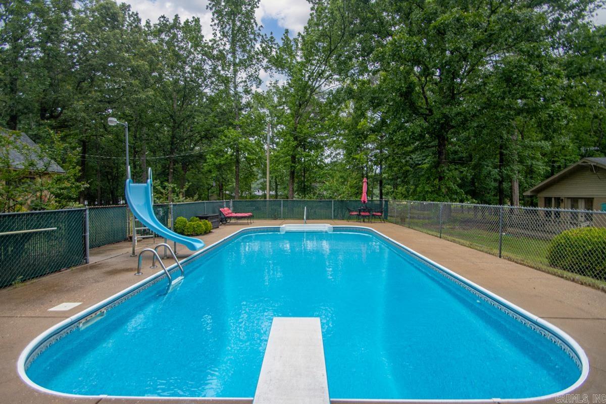 SPRINGHILL ACRES - Residential
