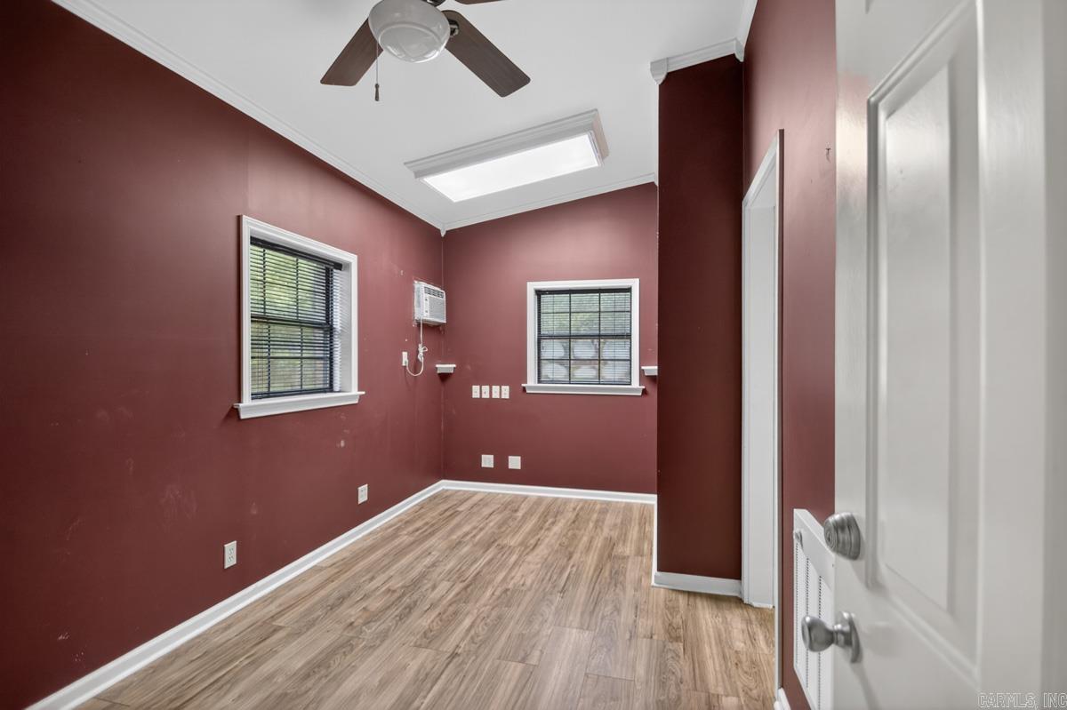SPRINGHILL ACRES - Residential