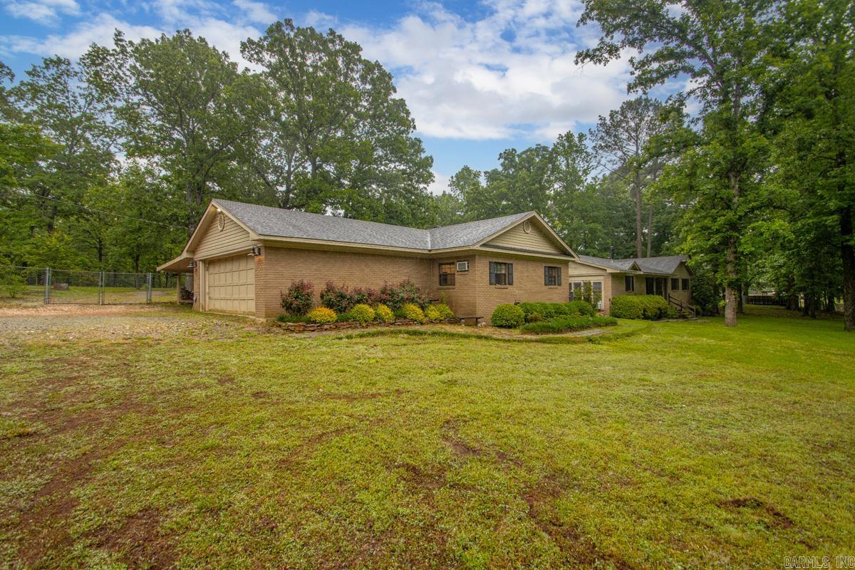 SPRINGHILL ACRES - Residential