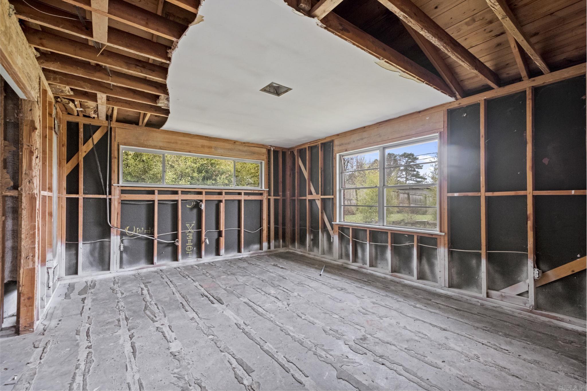 Metes & Bounds - Residential