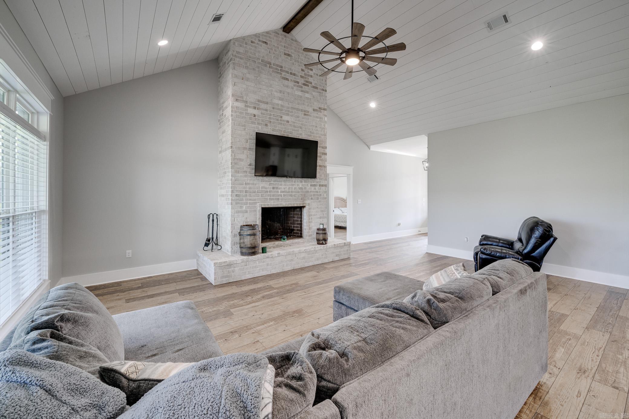 JACK FORK RIDGE - Residential