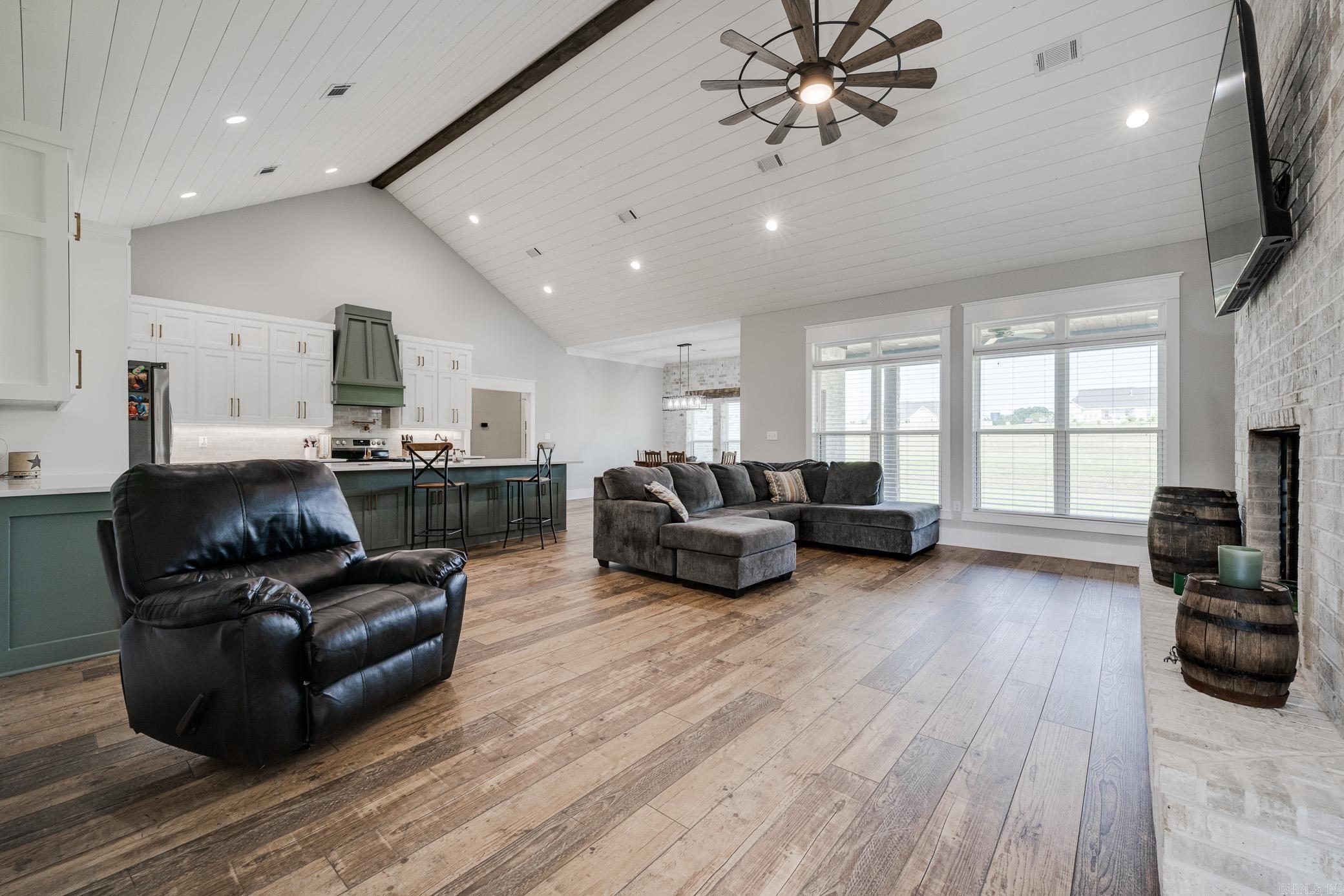 JACK FORK RIDGE - Residential