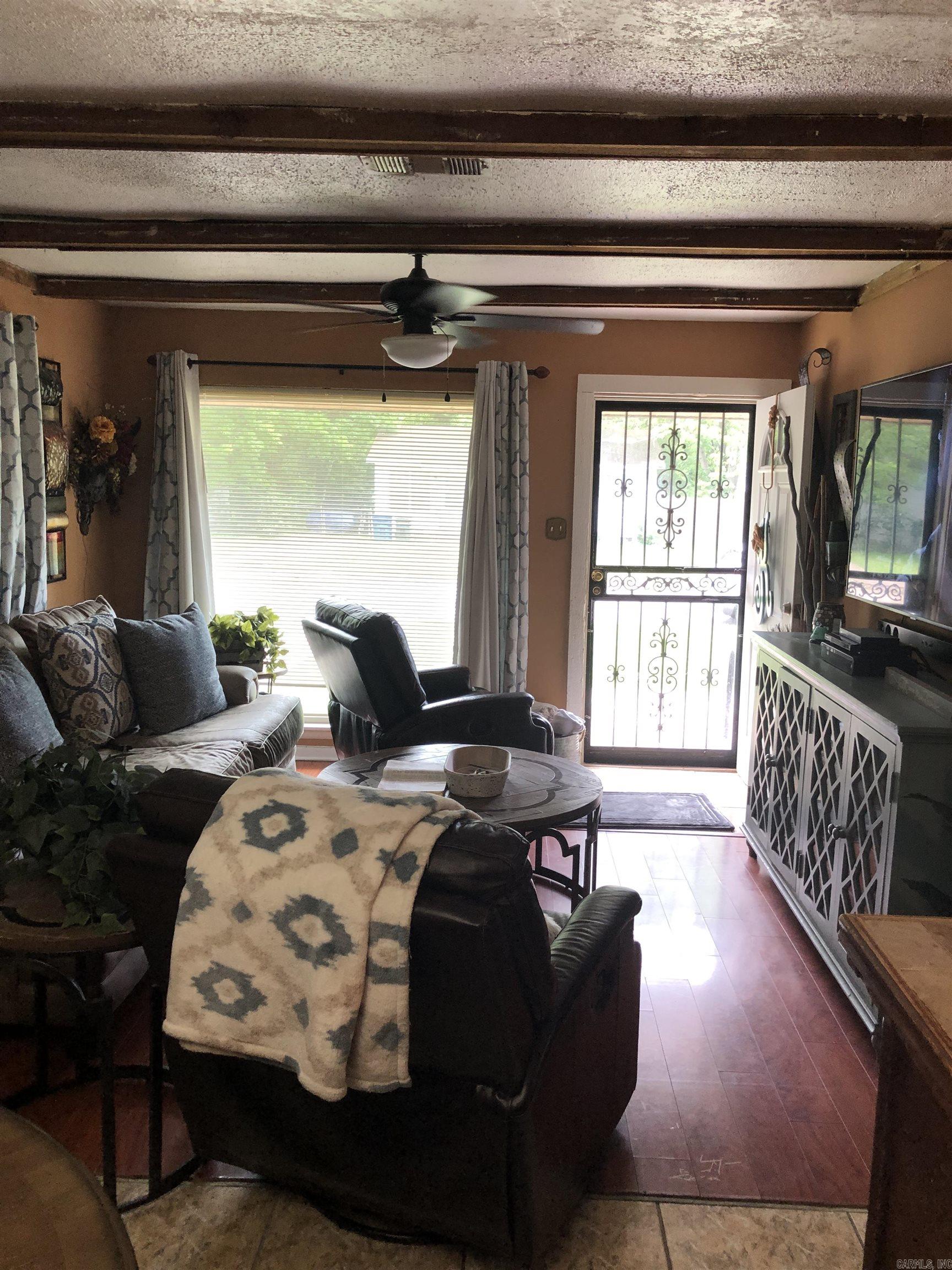 MEADOW PARK - Residential