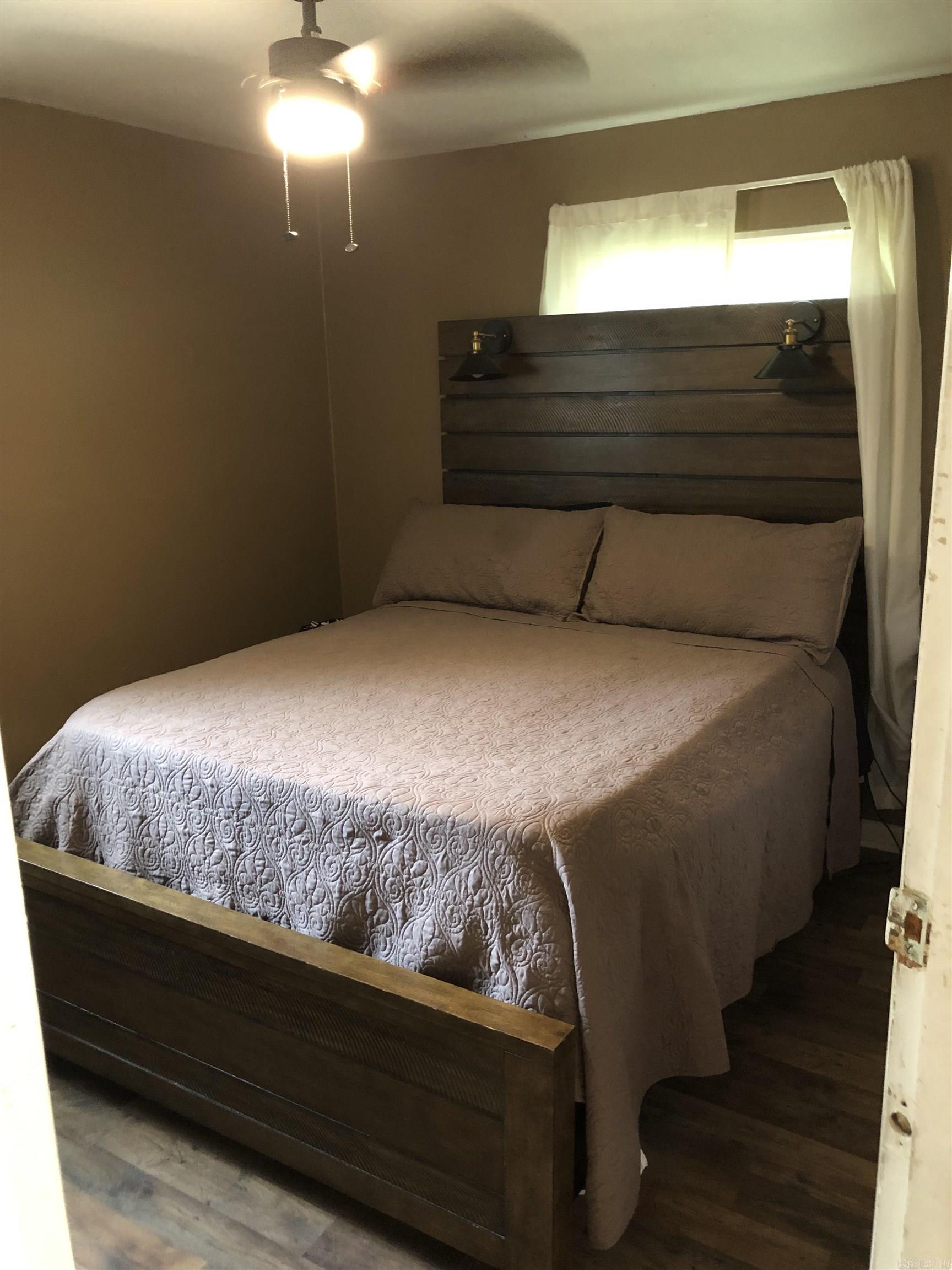 MEADOW PARK - Residential