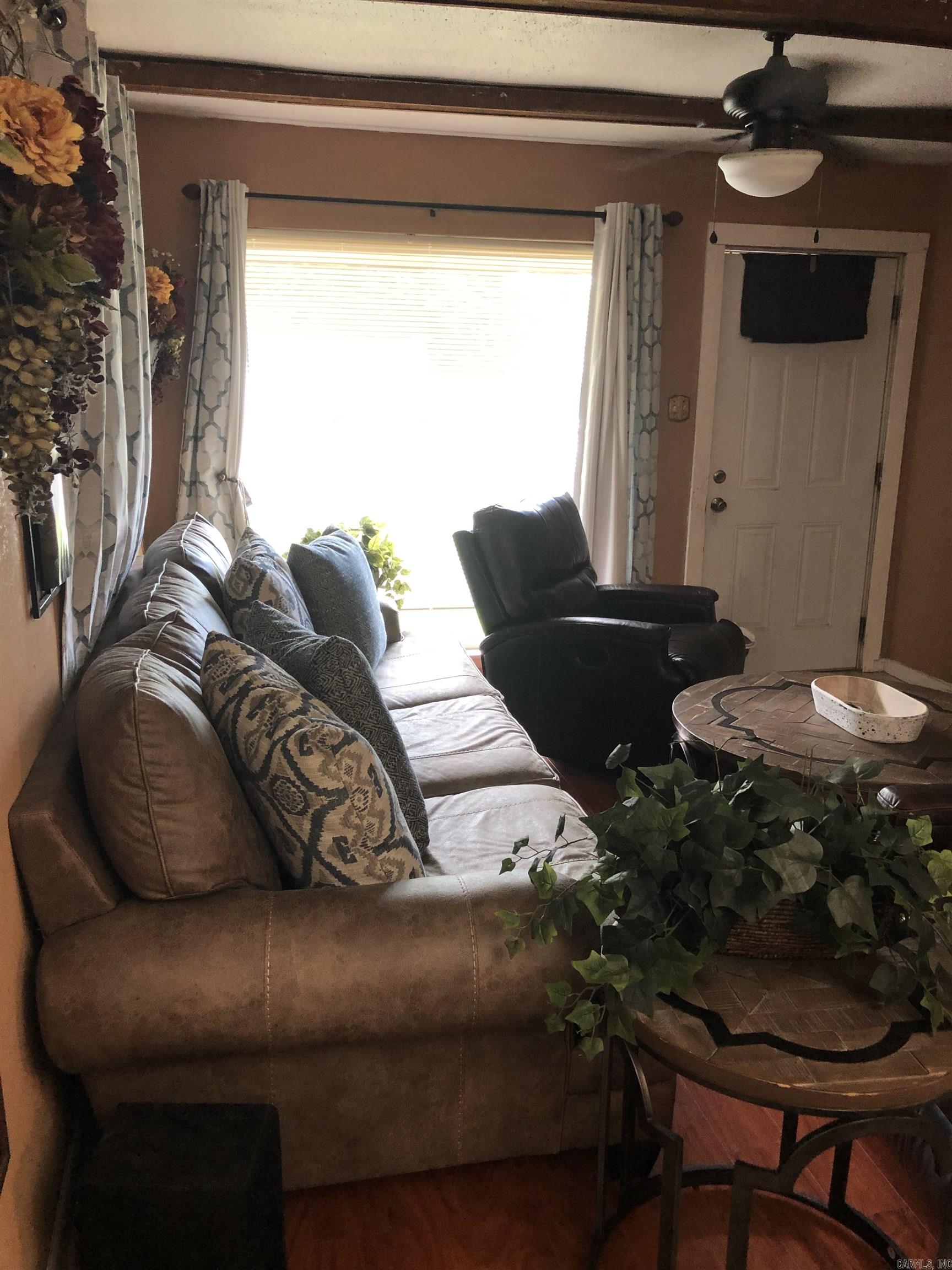 MEADOW PARK - Residential