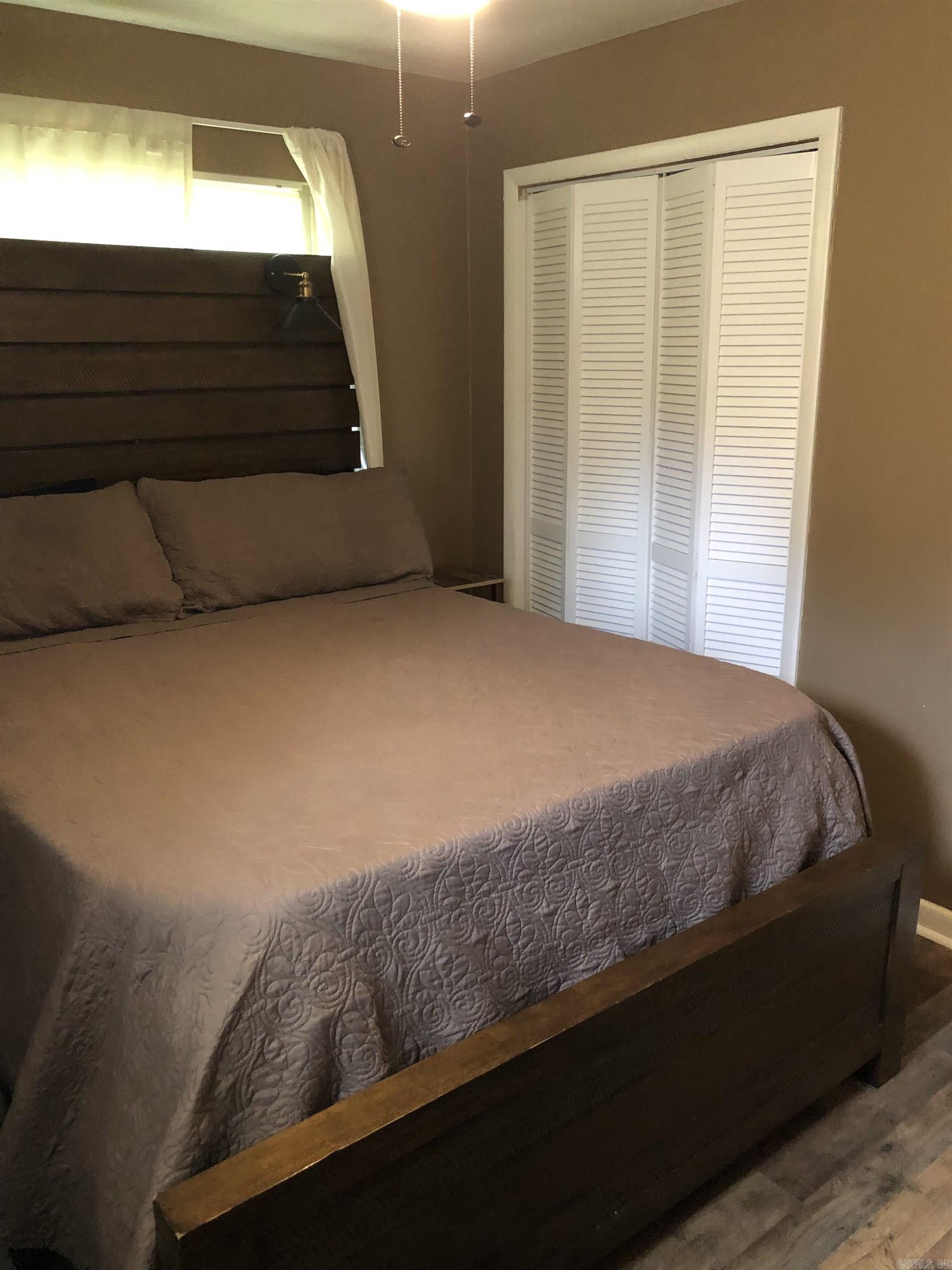 MEADOW PARK - Residential