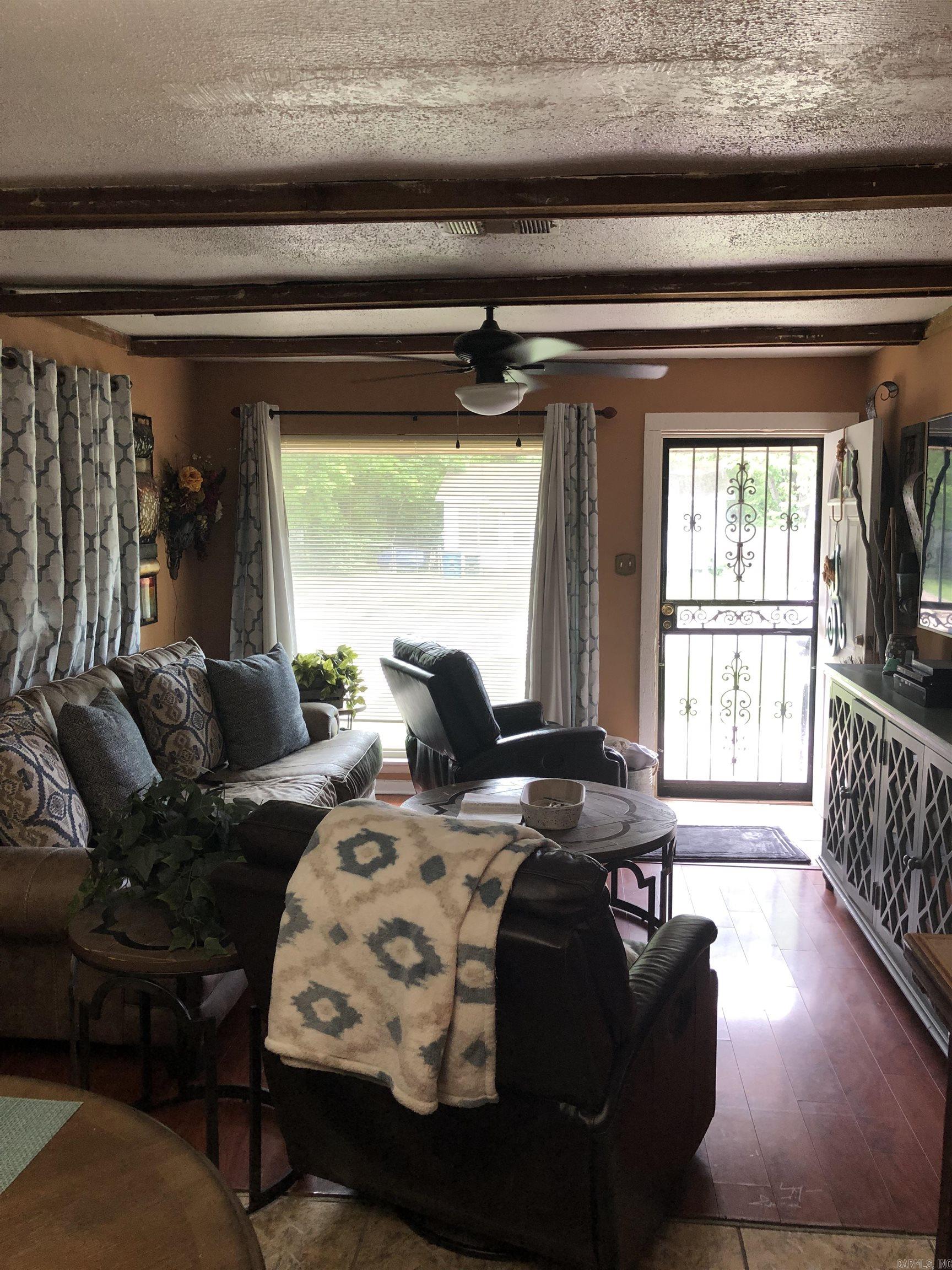 MEADOW PARK - Residential