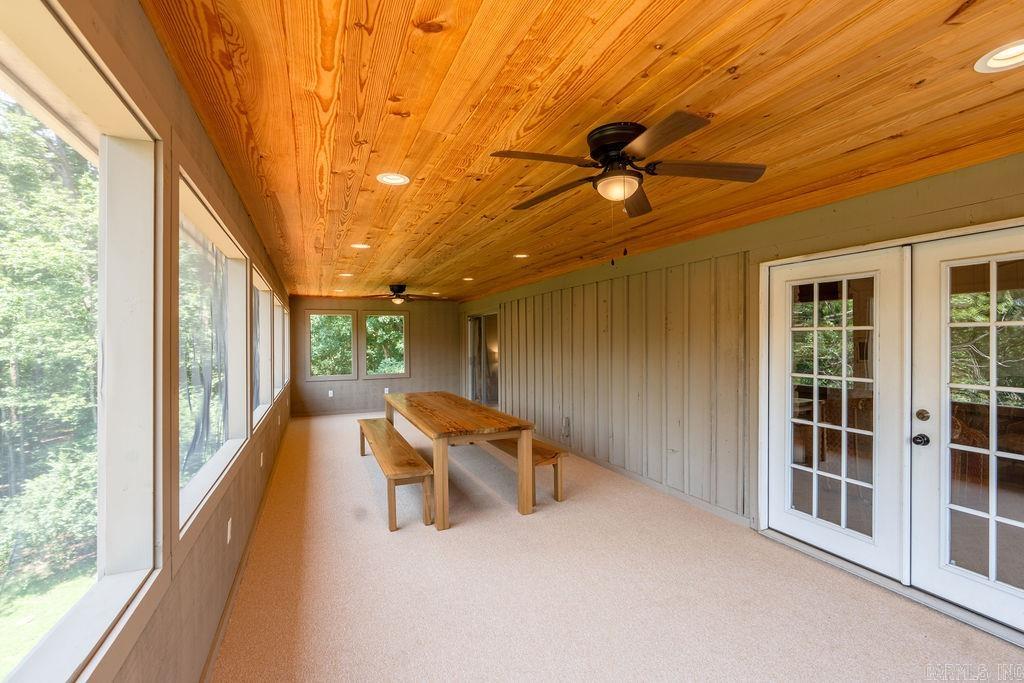 BELOIT BAY - Residential