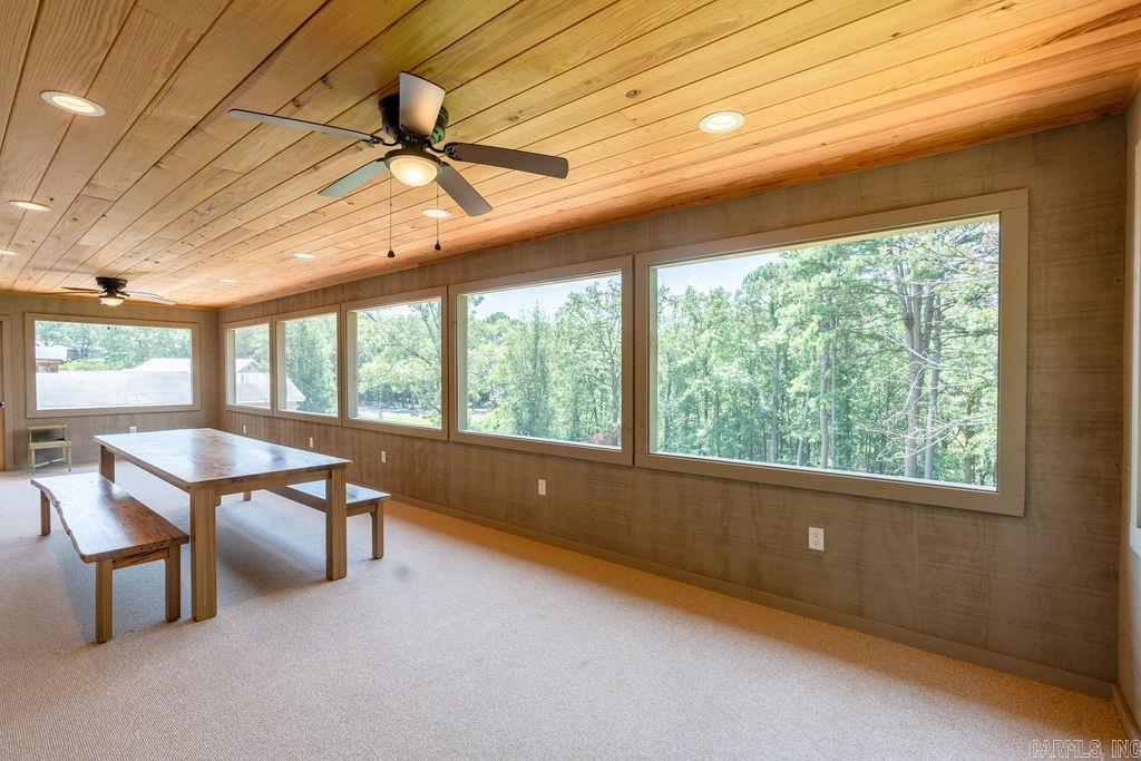 BELOIT BAY - Residential