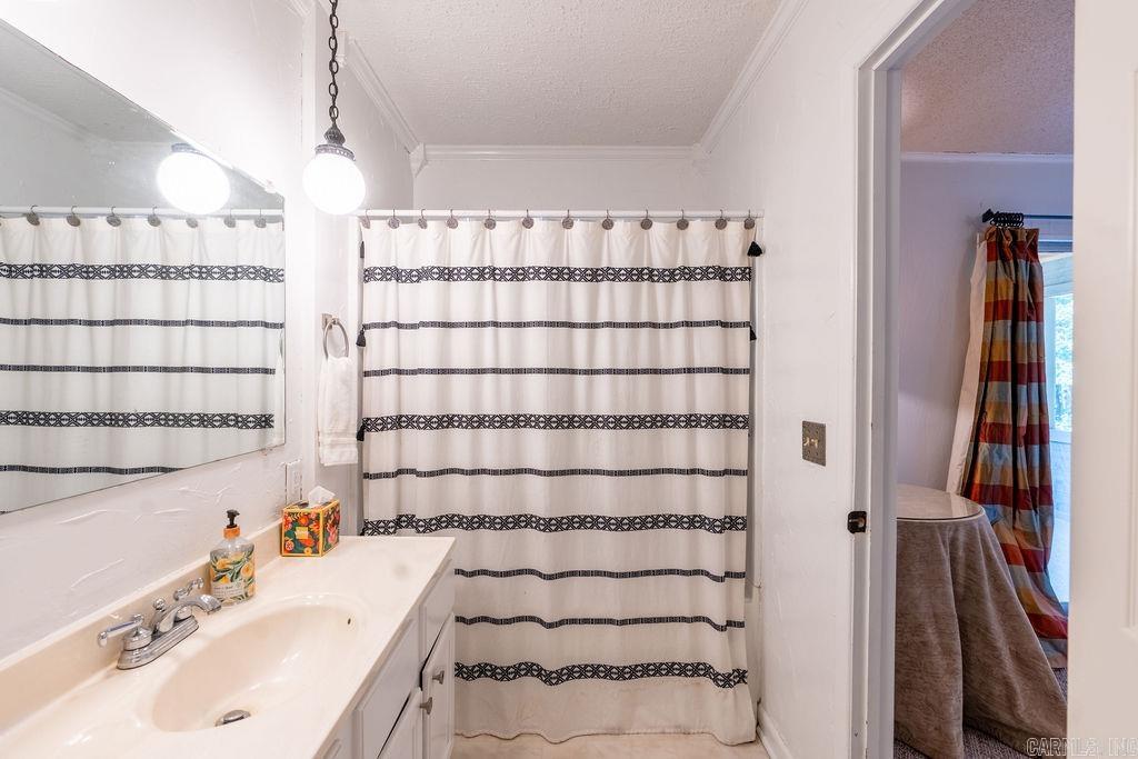 BELOIT BAY - Residential