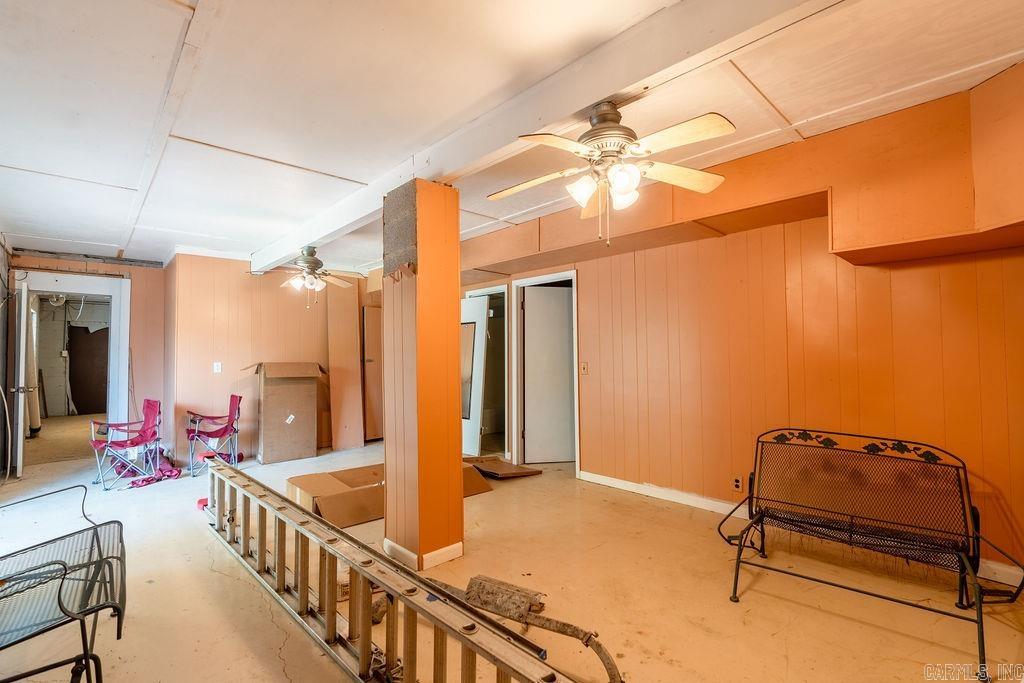 BELOIT BAY - Residential