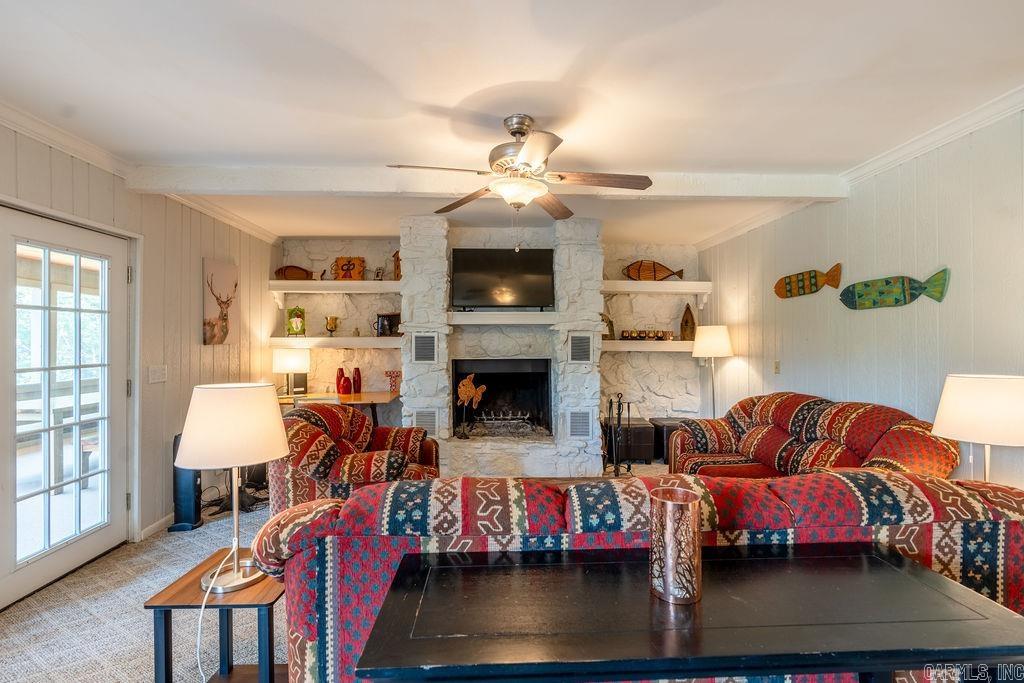 BELOIT BAY - Residential