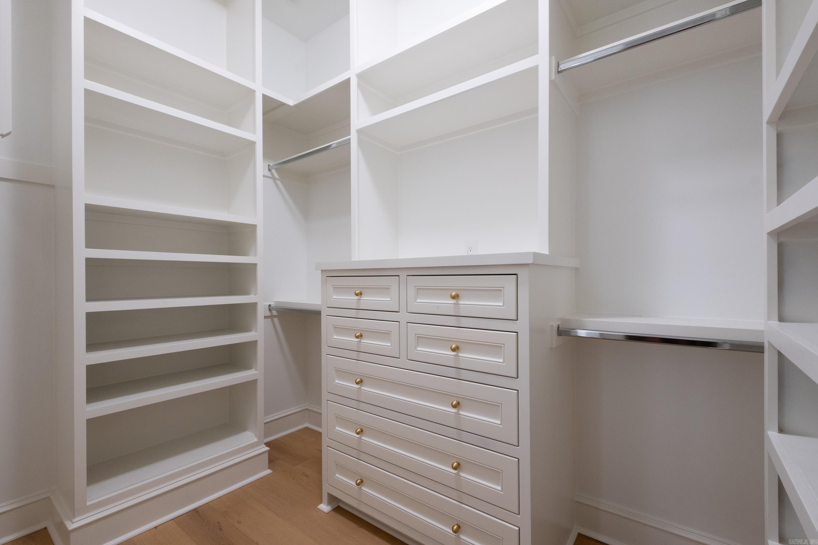 CHENAL VALLEY SOLOGNE CIRCLE - Residential