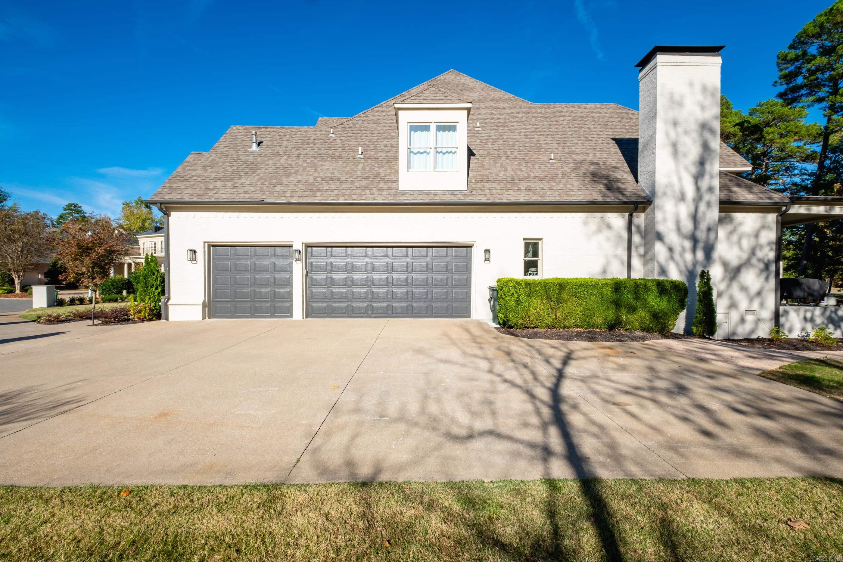 CHENAL VALLEY SOLOGNE CIRCLE - Residential