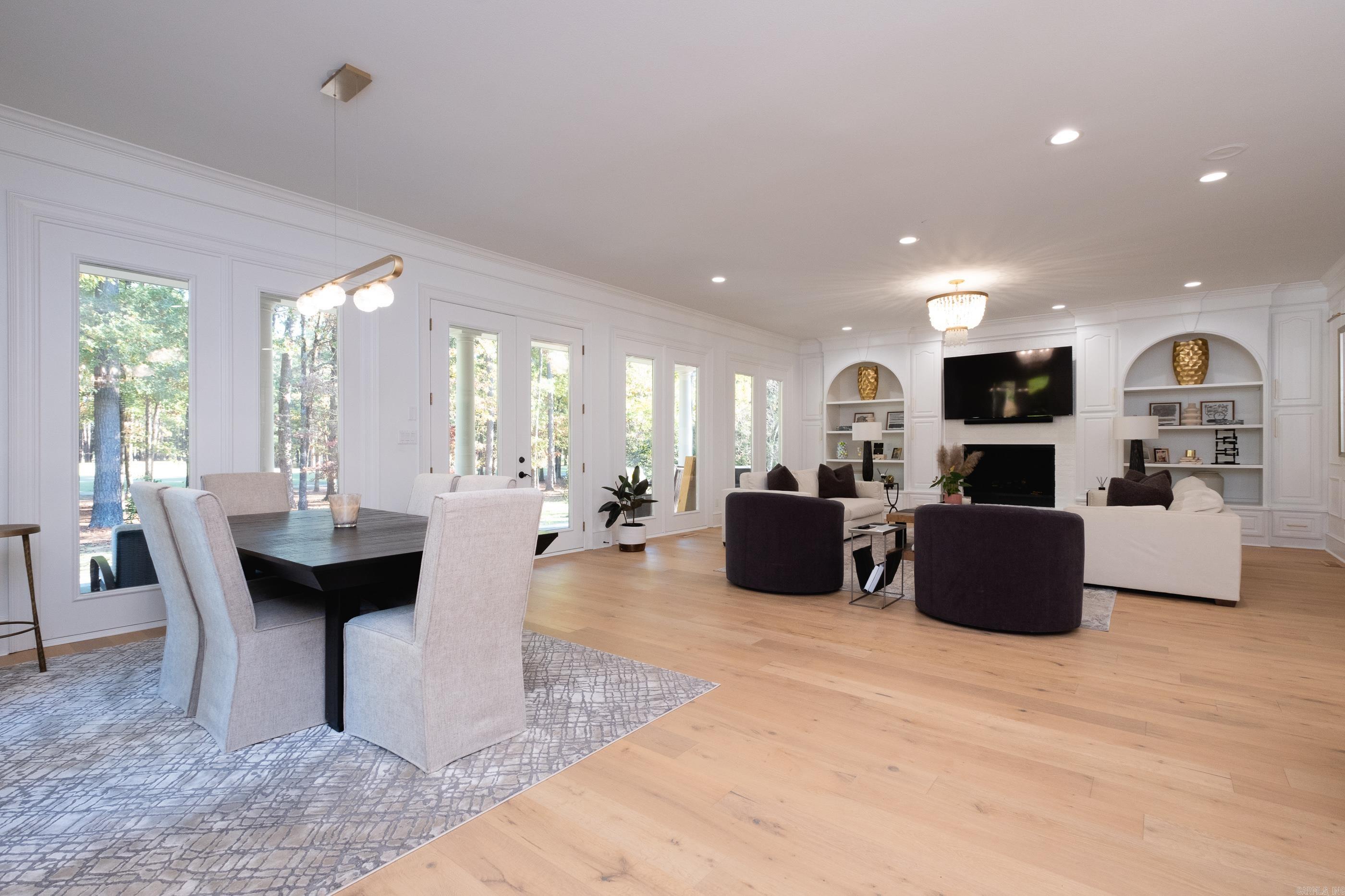 CHENAL VALLEY SOLOGNE CIRCLE - Residential