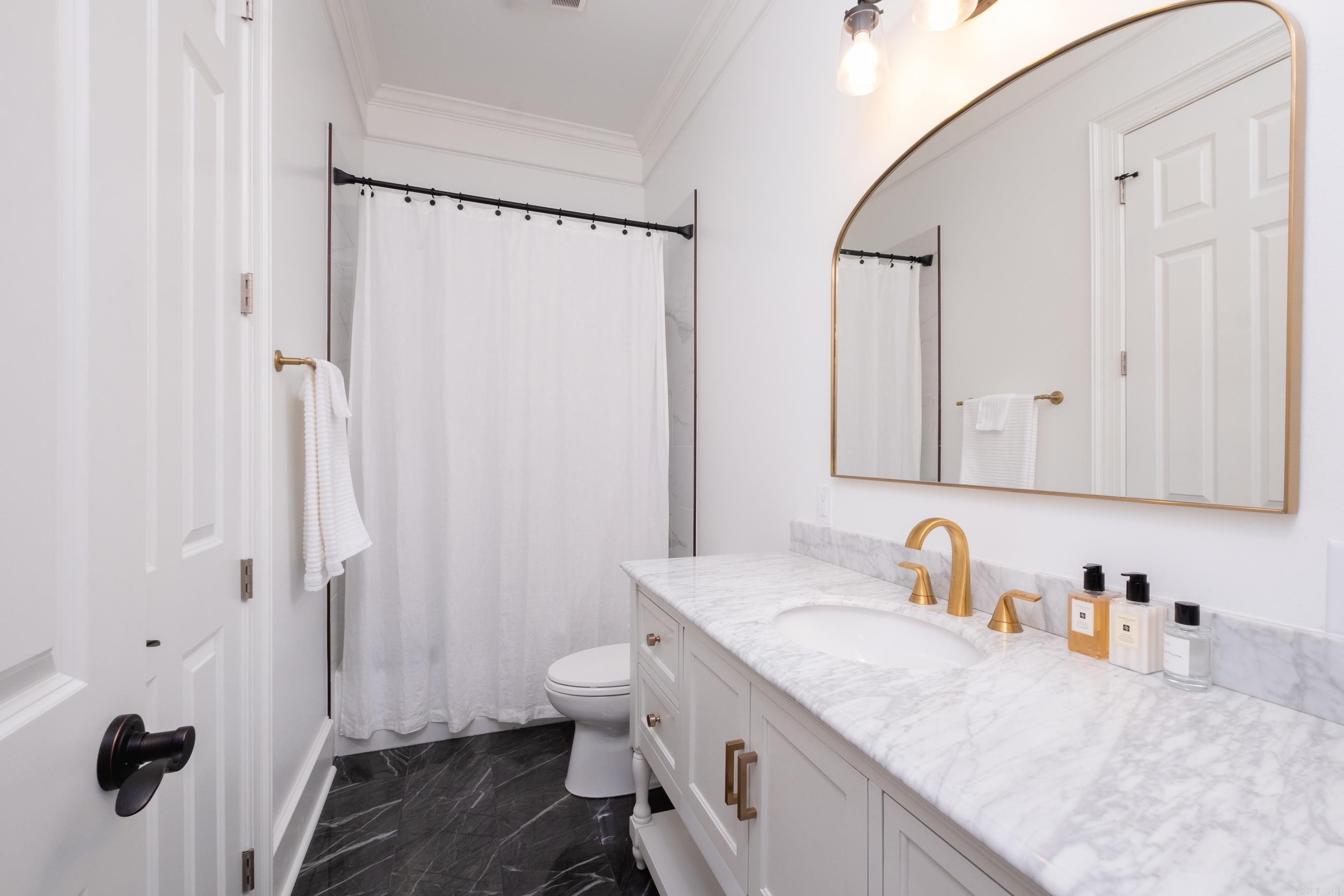 CHENAL VALLEY SOLOGNE CIRCLE - Residential