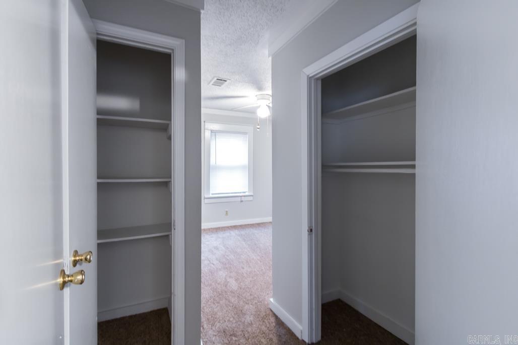 EAST BROADWAY - Residential