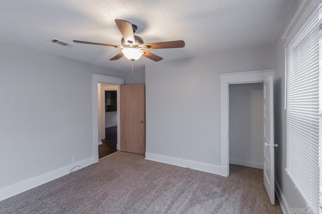 EAST BROADWAY - Residential