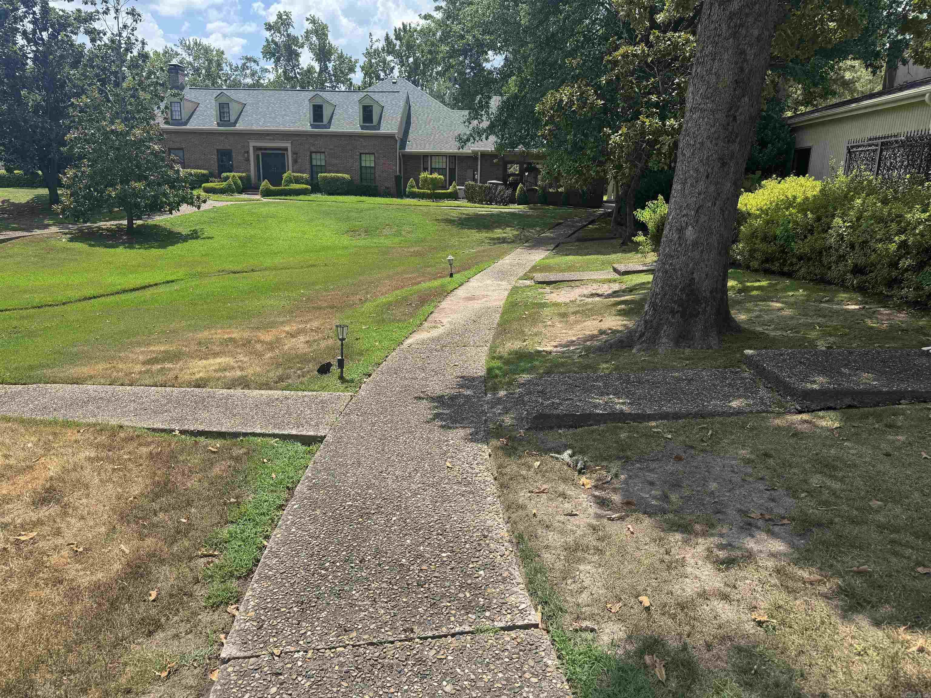 ARBOR DELL HORZ PROP REG - Residential