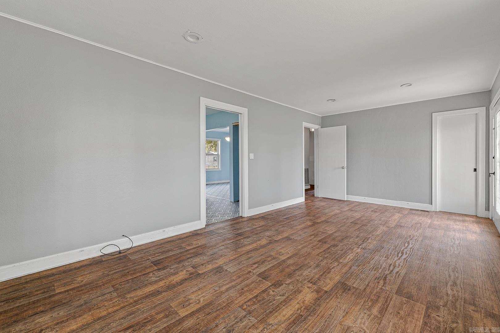 WEST MAIN ST - Residential