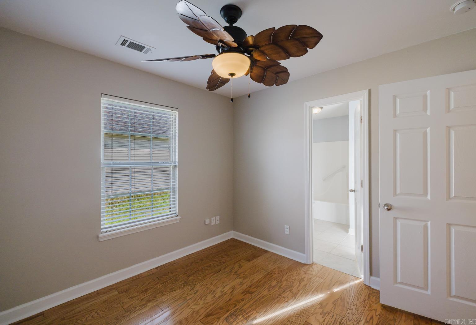 MEADOWLAKE - Residential