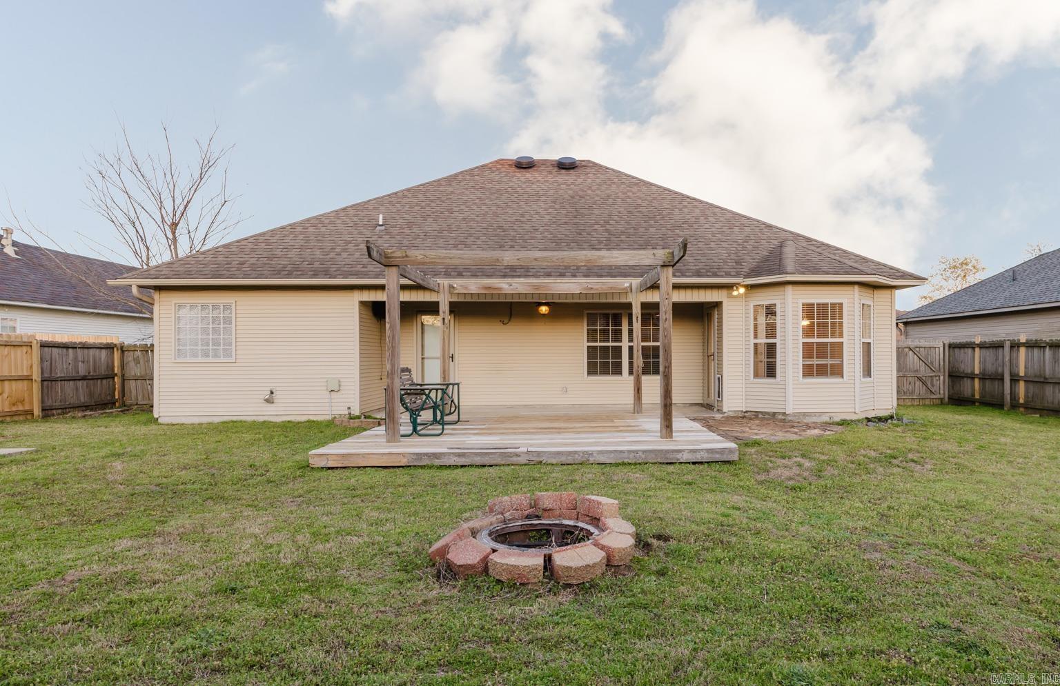 MEADOWLAKE - Residential