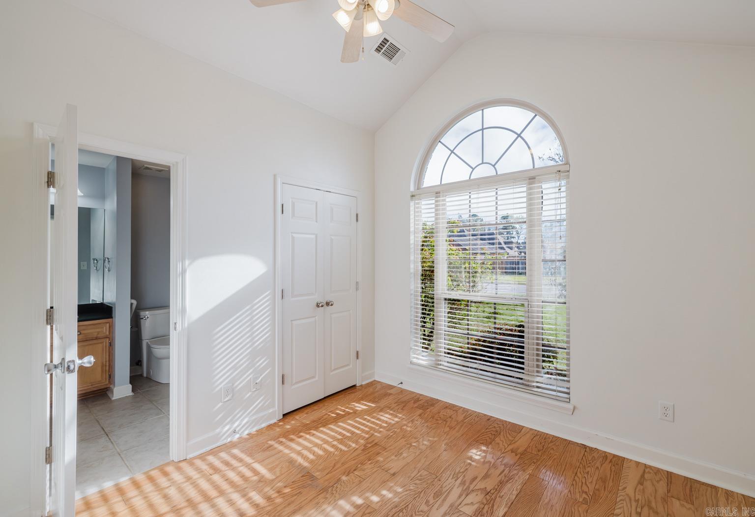 MEADOWLAKE - Residential