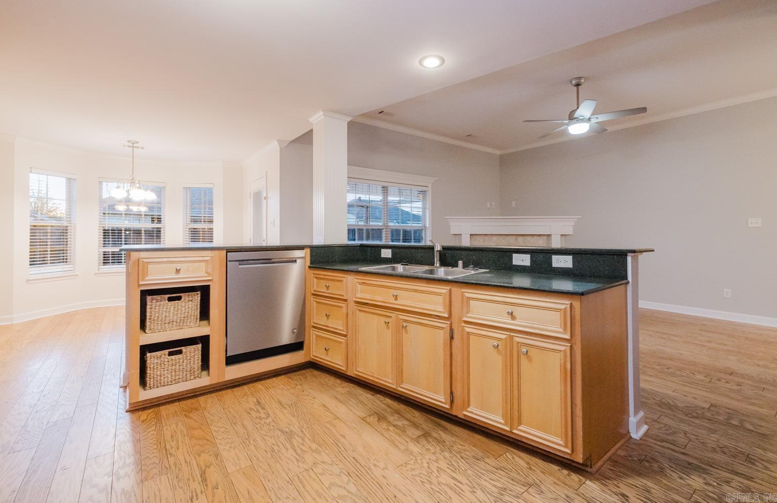 MEADOWLAKE - Residential