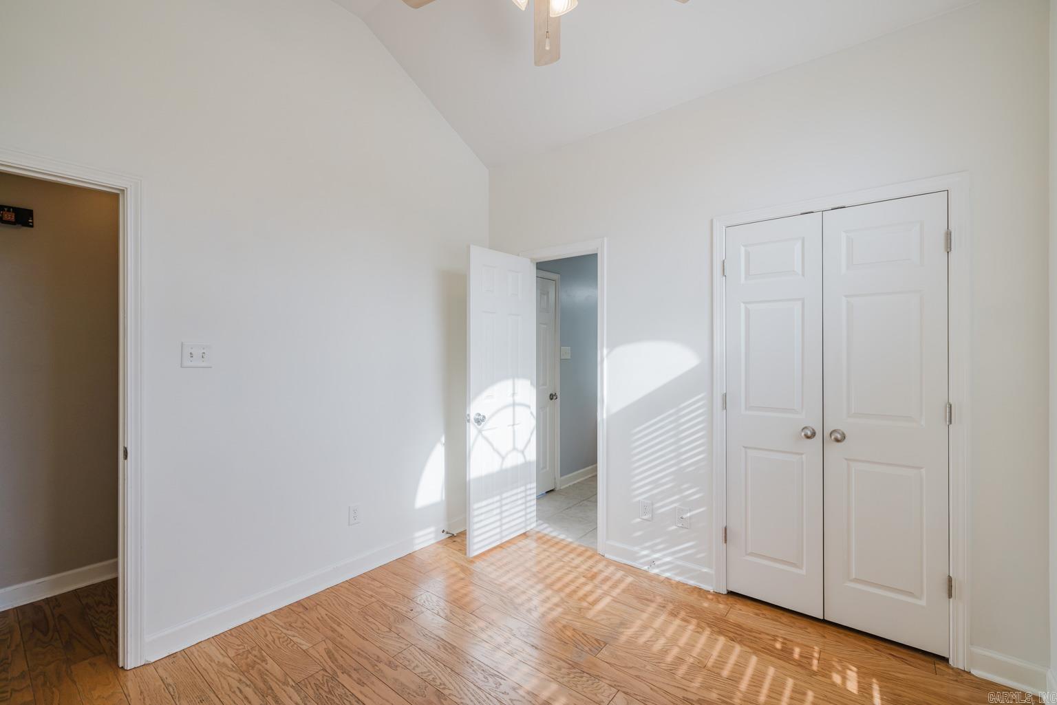 MEADOWLAKE - Residential