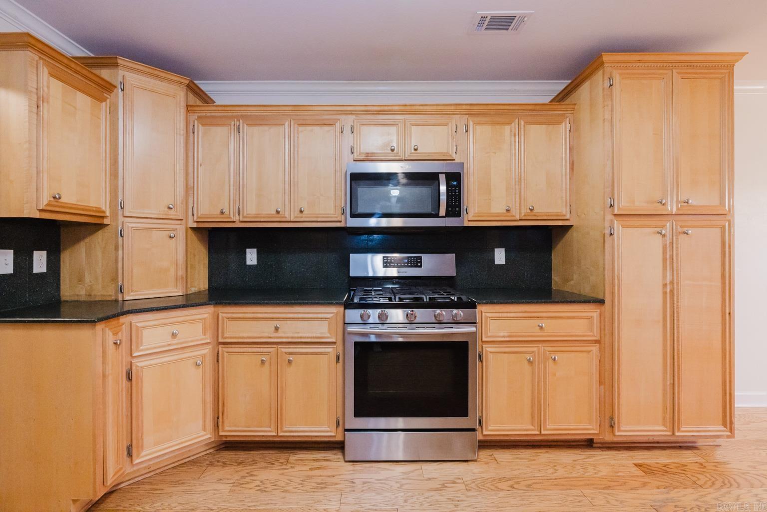 MEADOWLAKE - Residential