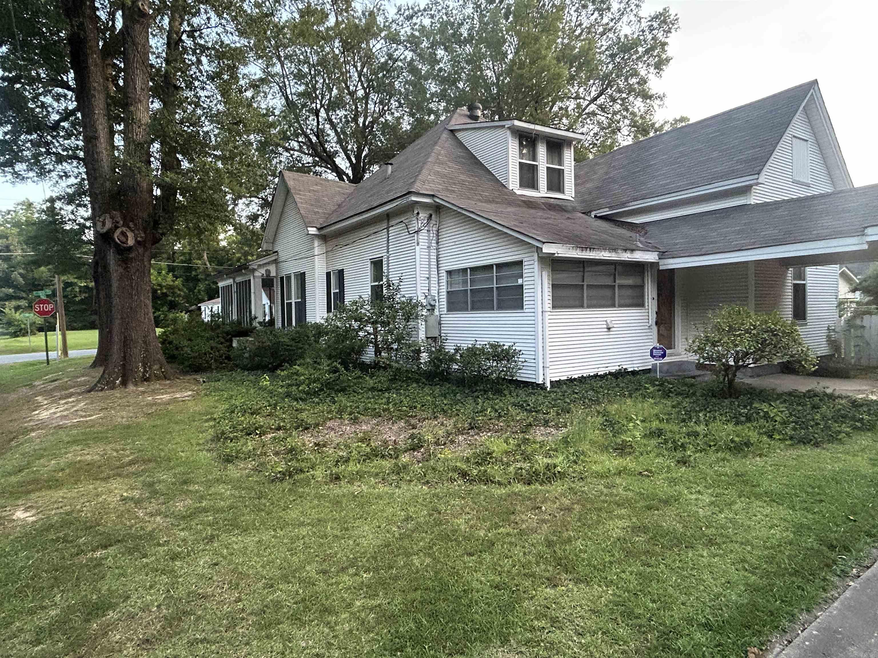 HARDING D, RUSSELL - Residential