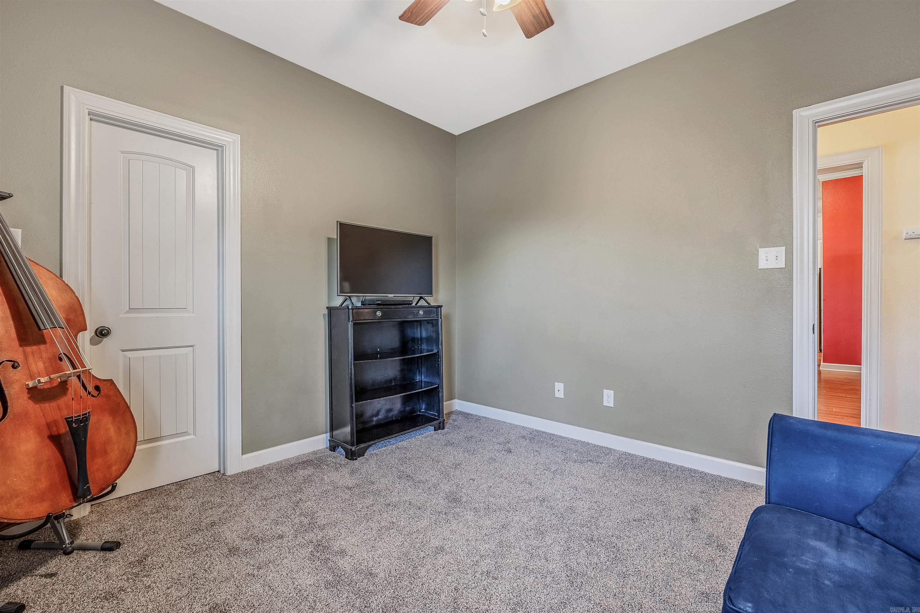 Russell Acres - Residential