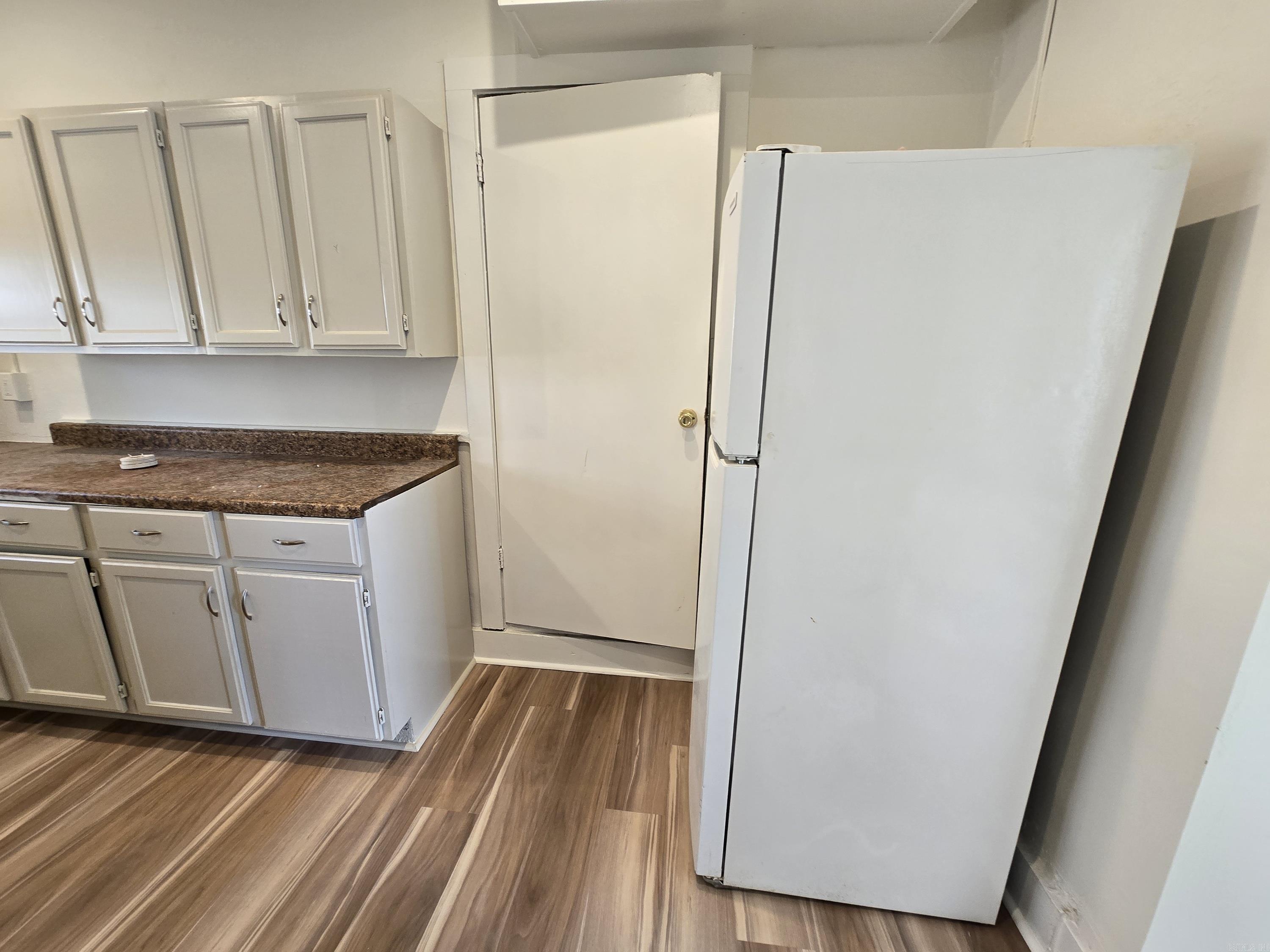 Holeads - Residential Lease