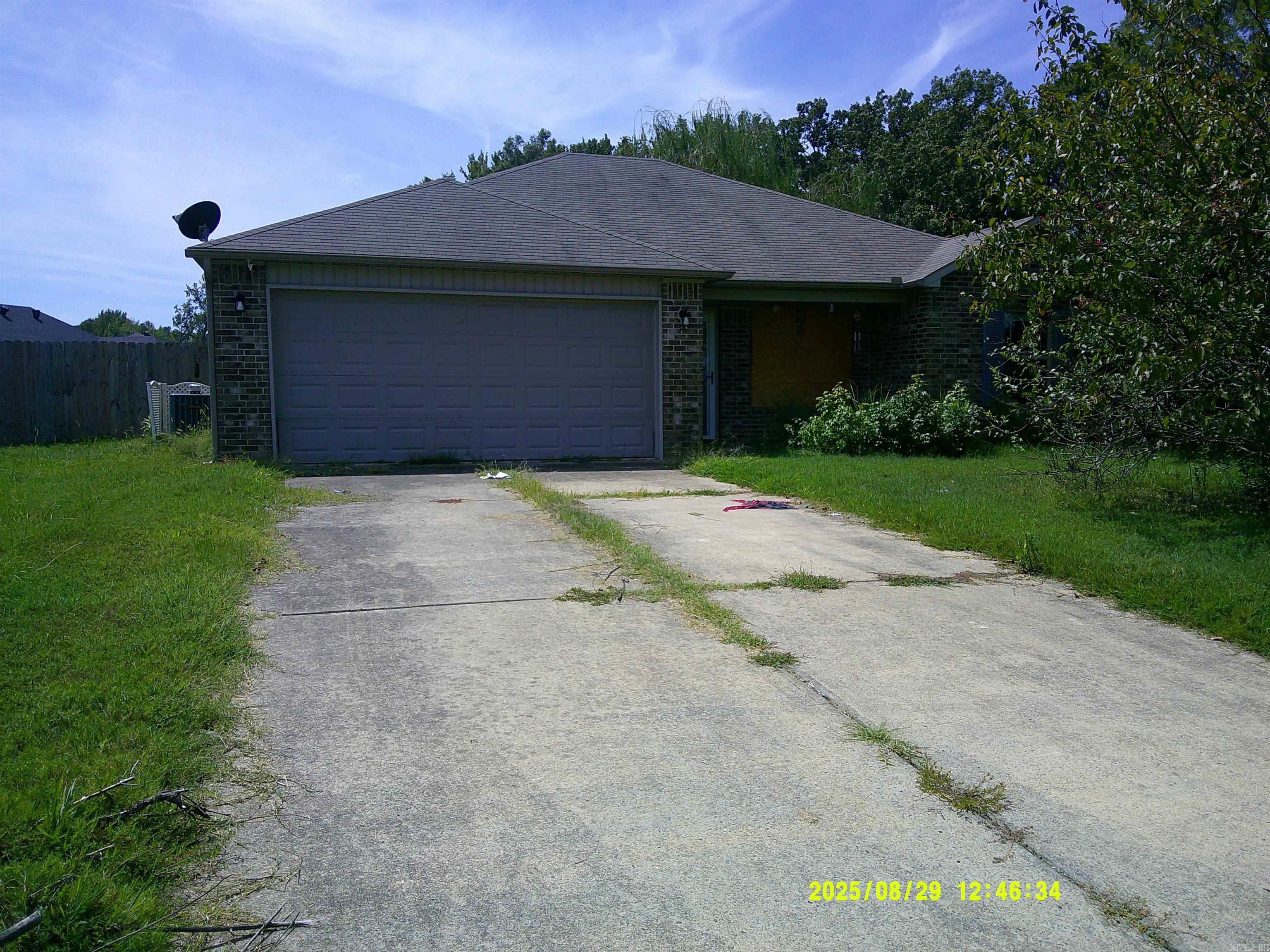 PROPERTY IS BEING LISTED SIGHT UNSEEN- (LSU) NO SHOWINGS ALLOWED AND NO INTERIOR ACCESS WILL BE GRANTED DUE TO FIRE DAMAGE