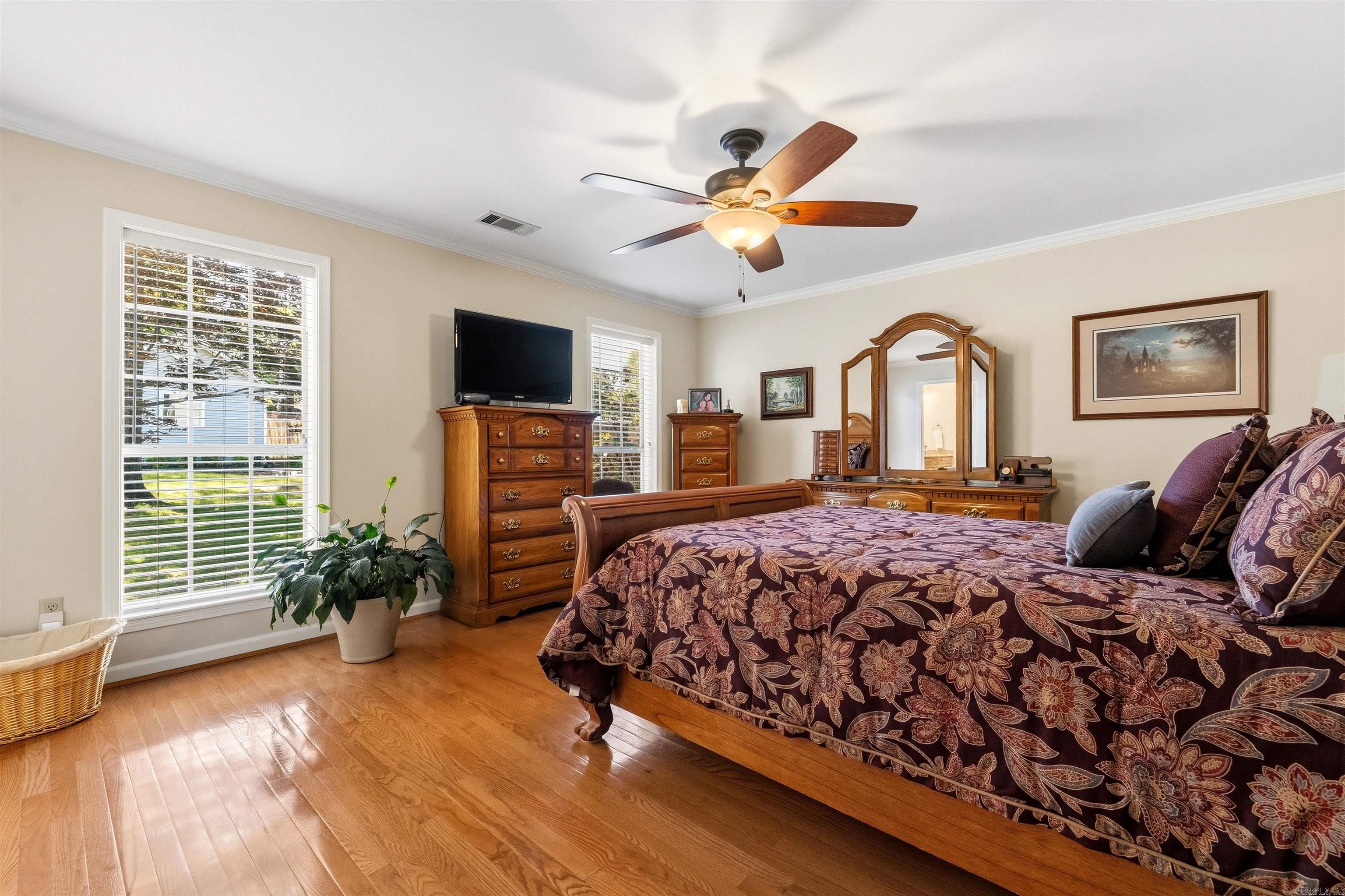 EAST MEADOW - Residential