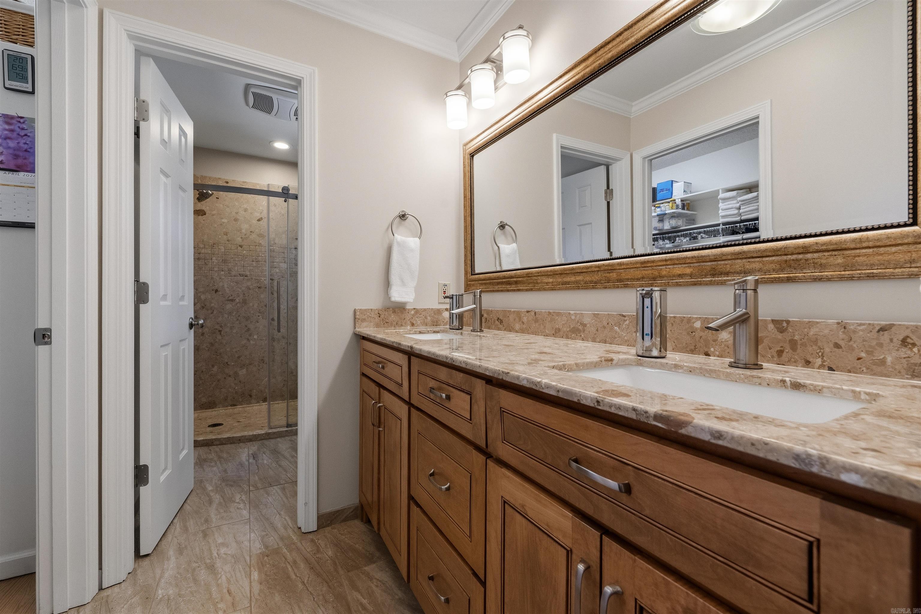 EAST MEADOW - Residential