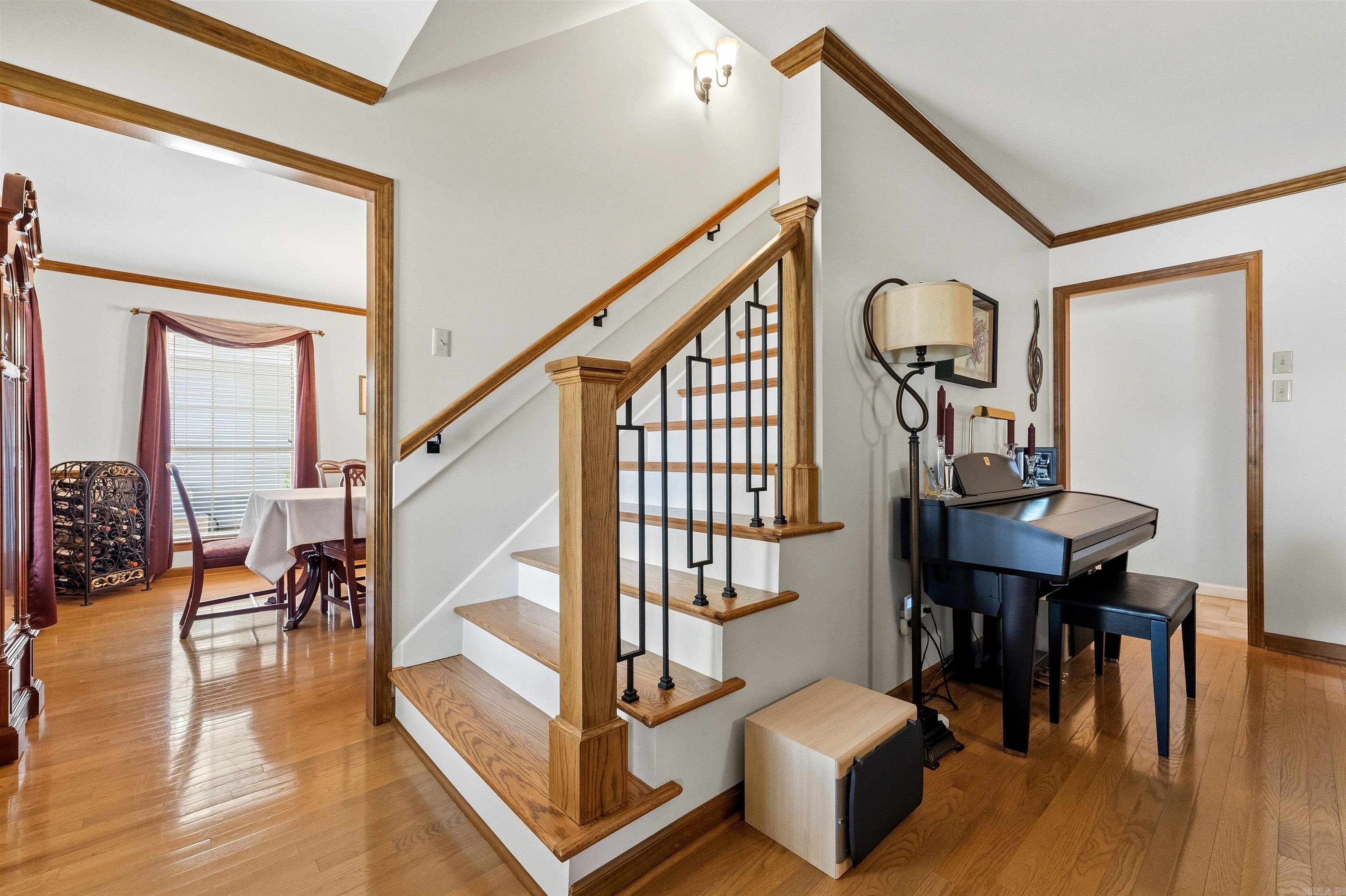 EAST MEADOW - Residential