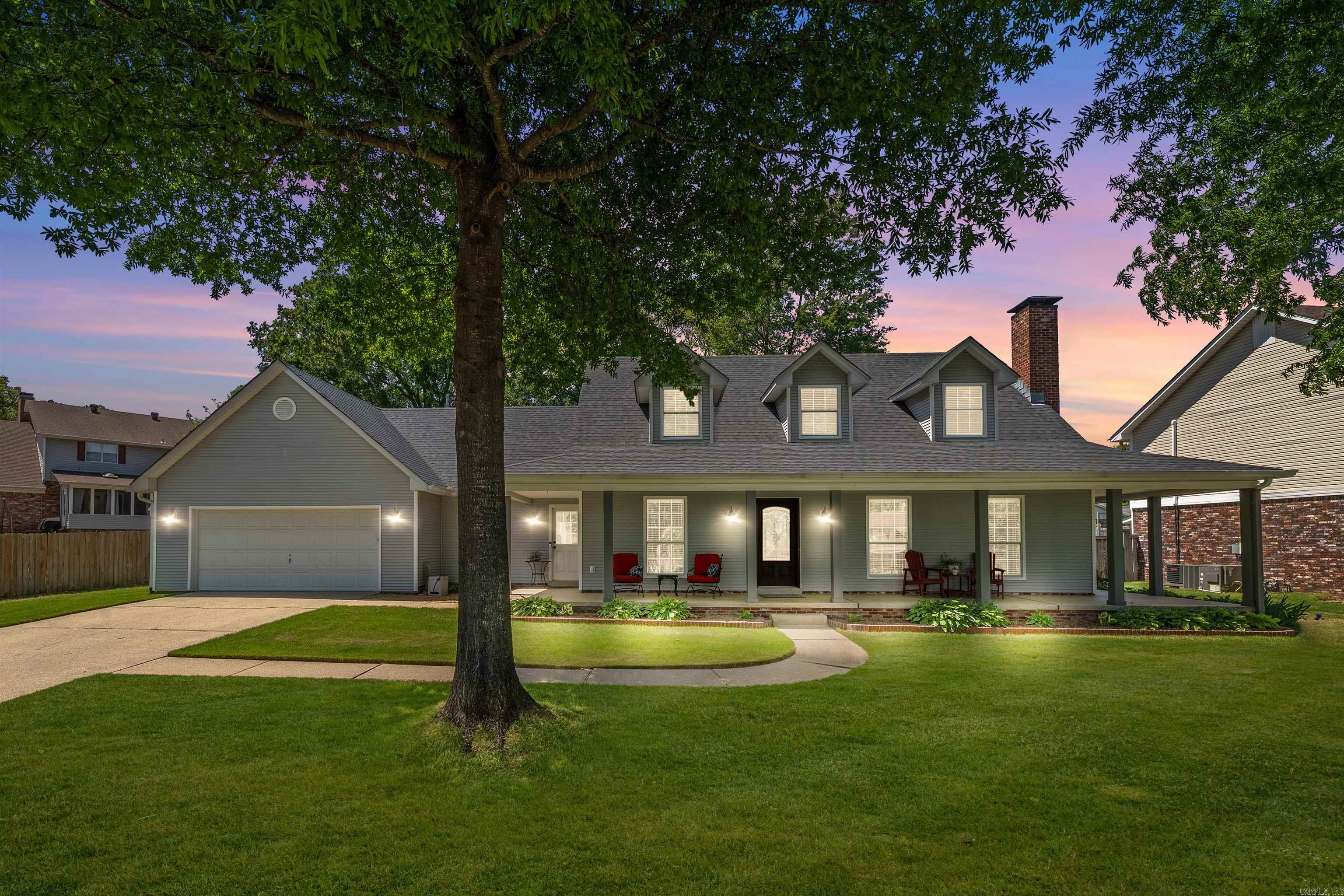 EAST MEADOW - Residential