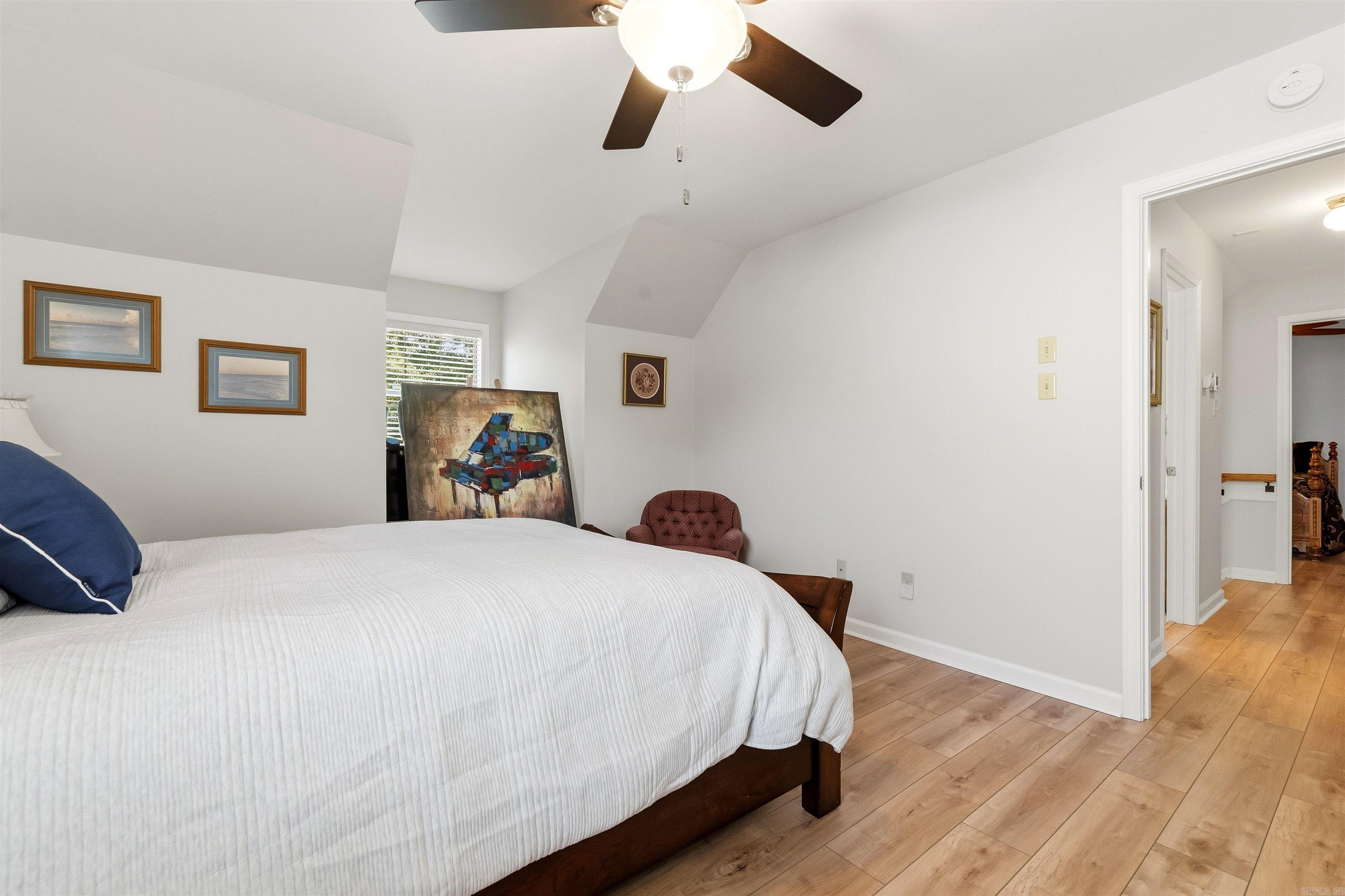 EAST MEADOW - Residential