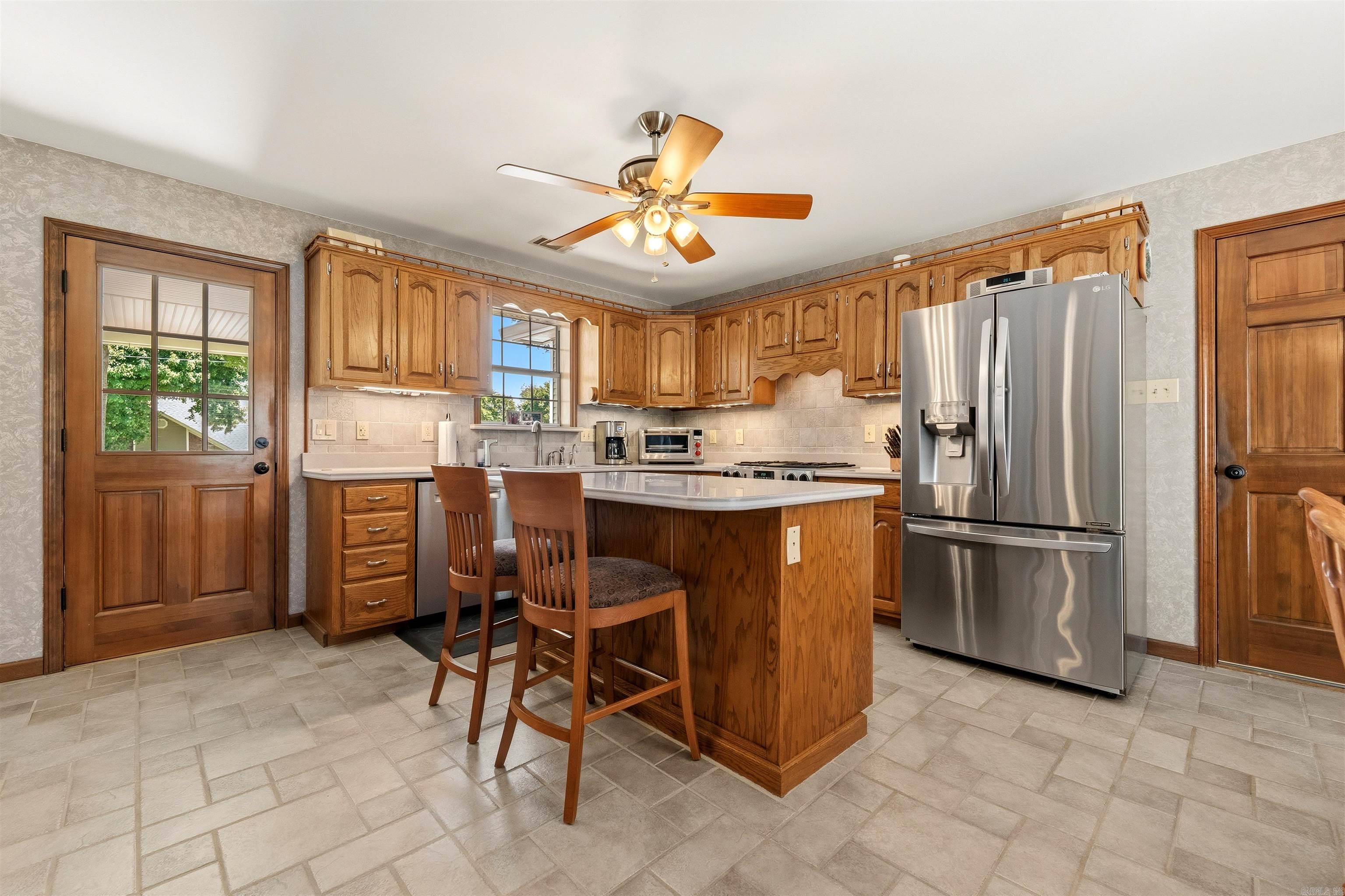 EAST MEADOW - Residential